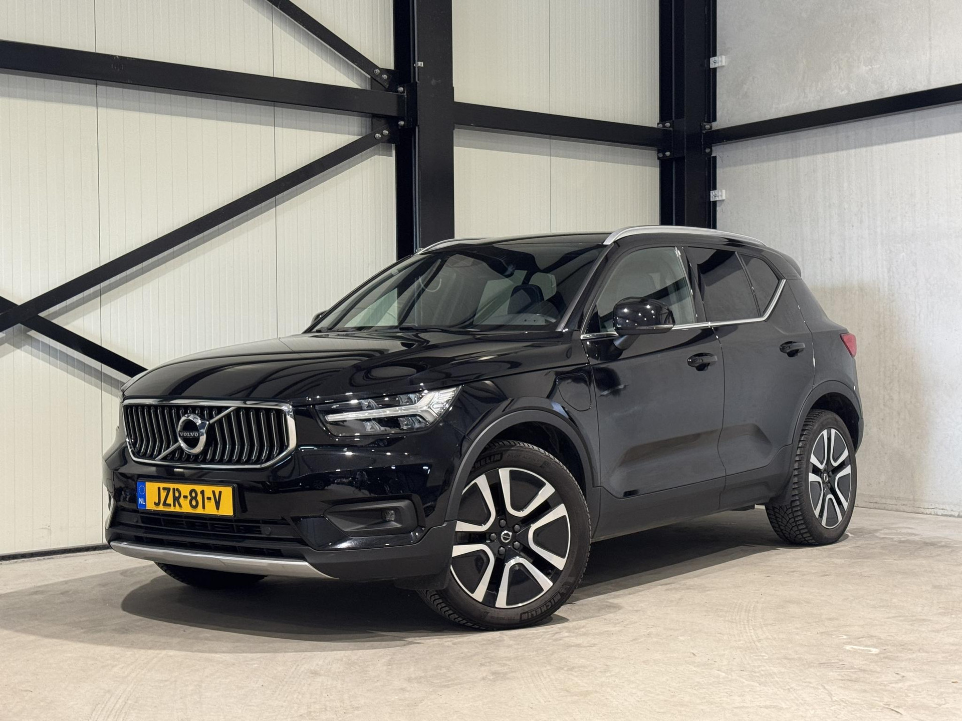 Volvo XC40 1.5 T4 Recharge Inscription Expression JZR81V