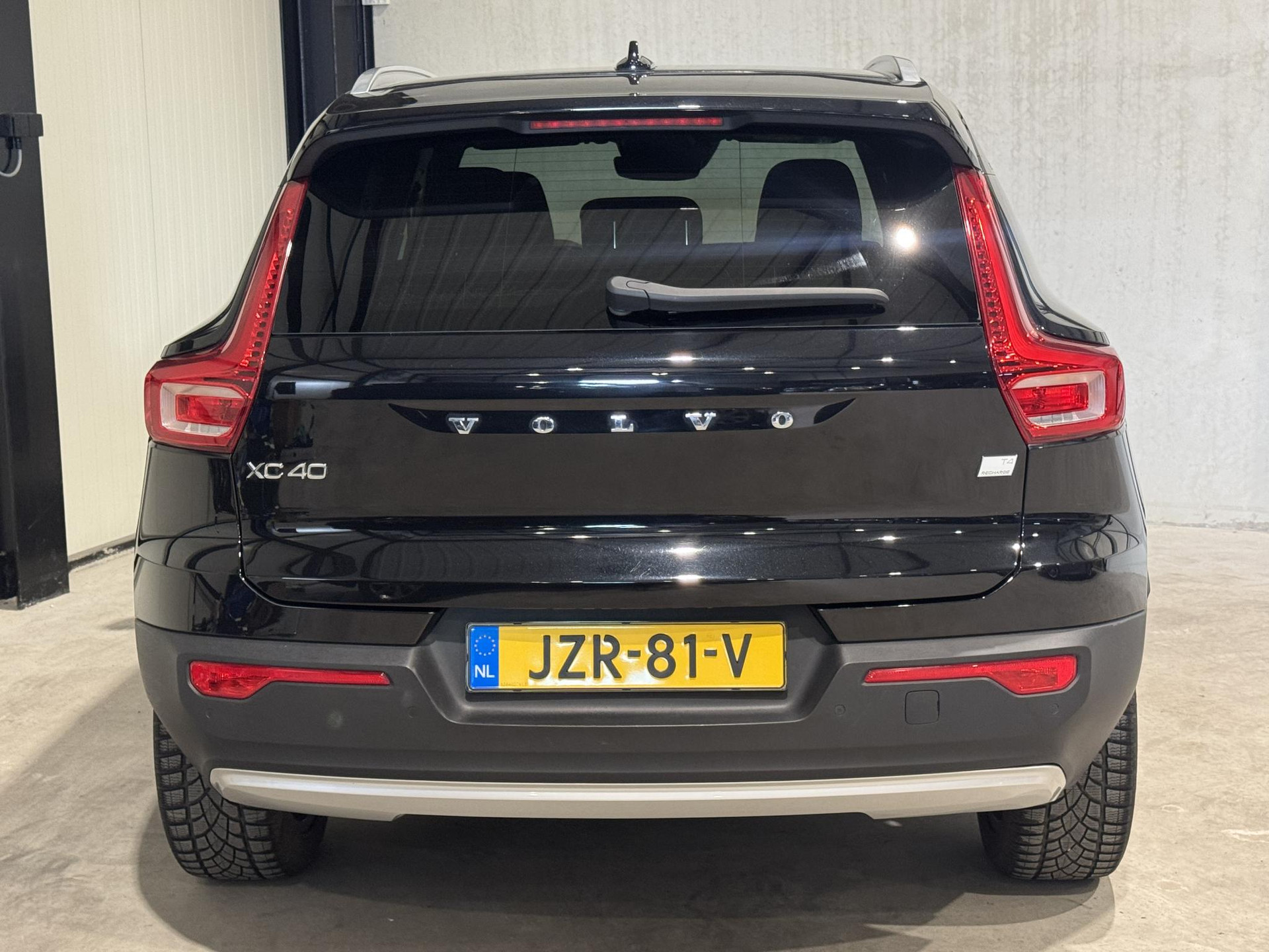 Volvo XC40 1.5 T4 Recharge Inscription Expression JZR81V