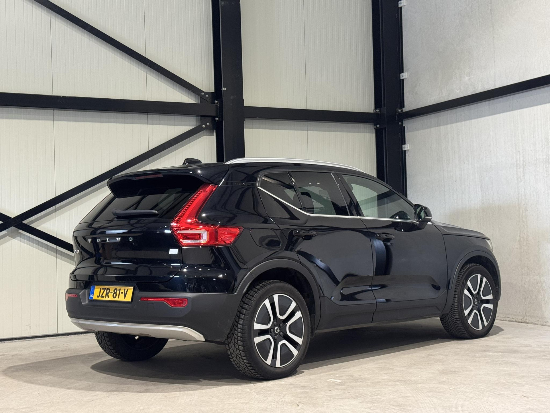 Volvo XC40 1.5 T4 Recharge Inscription Expression JZR81V