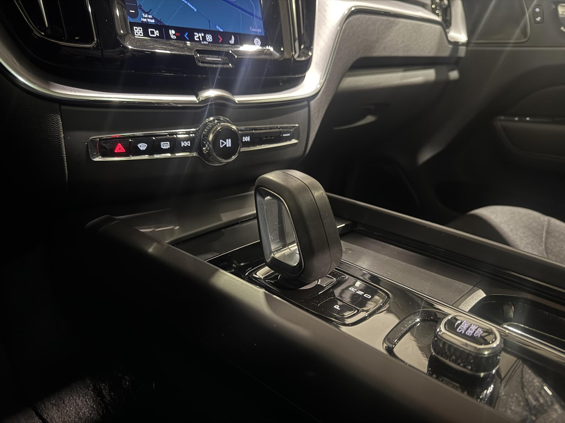 Volvo XC60 2.0 Recharge T6 AWD Inscription Expr. JZV92F