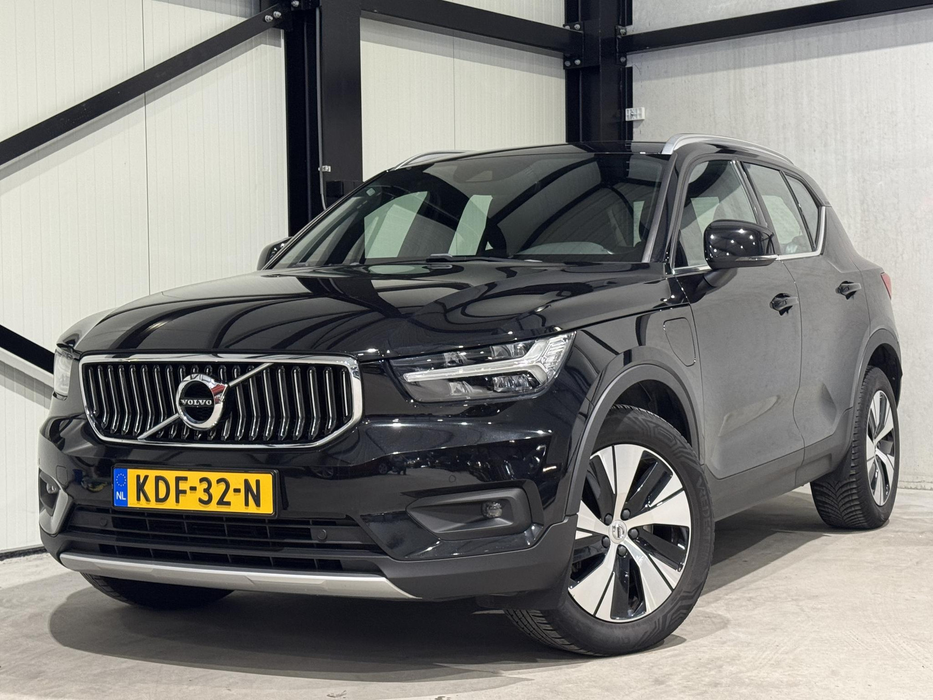 Volvo XC40 1.5 T4 Recharge Inscription Expression KDF32N