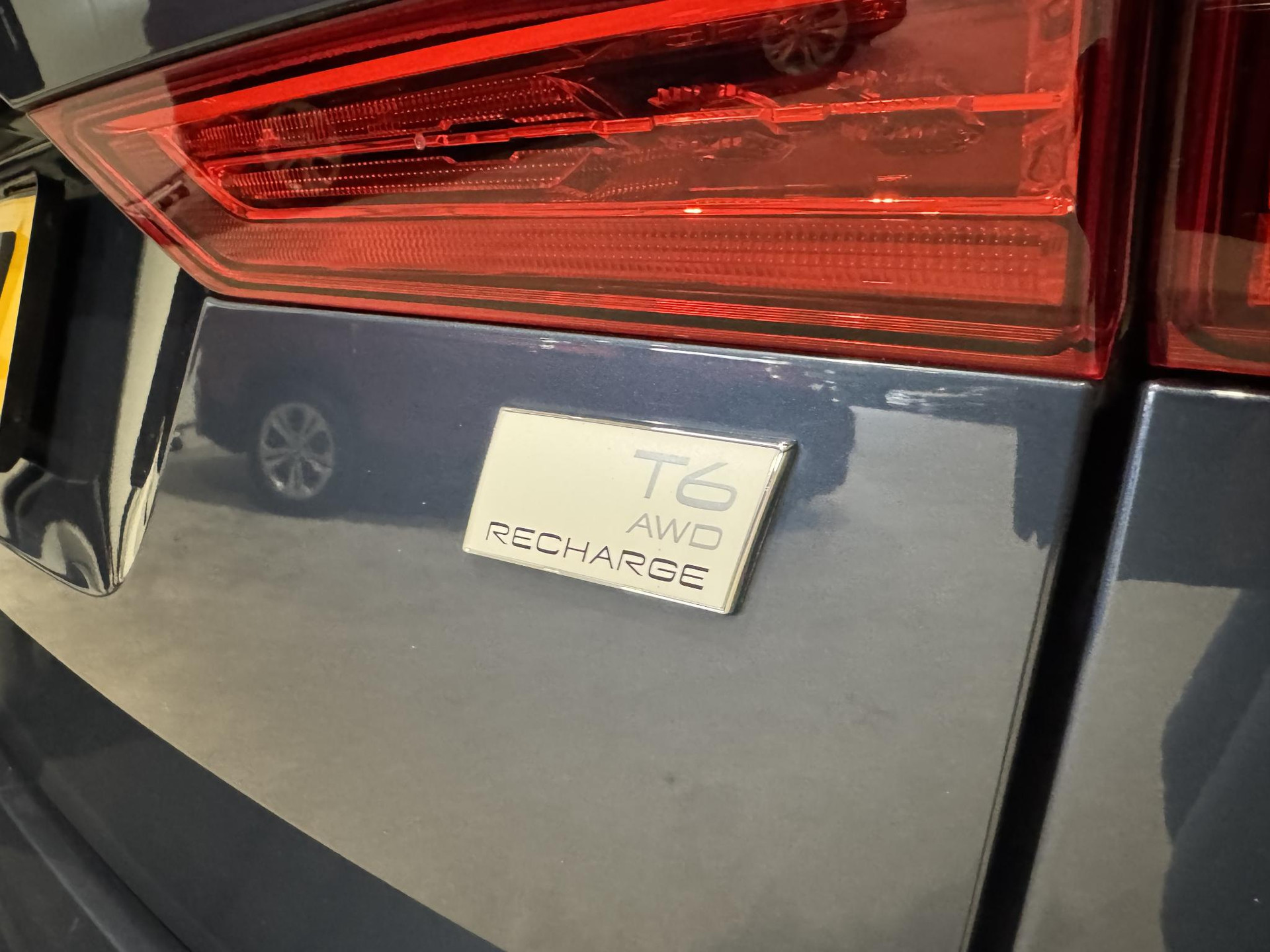 Volvo XC60 2.0 Recharge T6 AWD Inscription Expr. KFT24Z