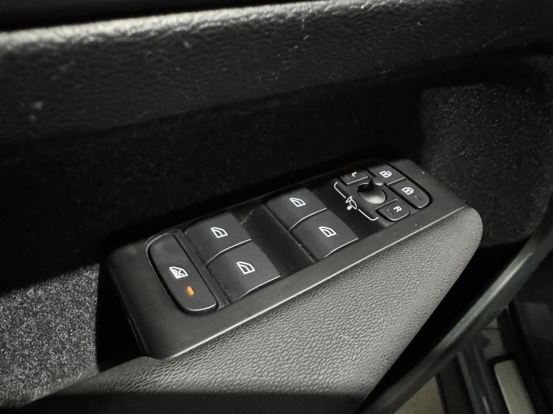 Volvo XC40 1.5 T5 Recharge Inscription Expression KFK48P