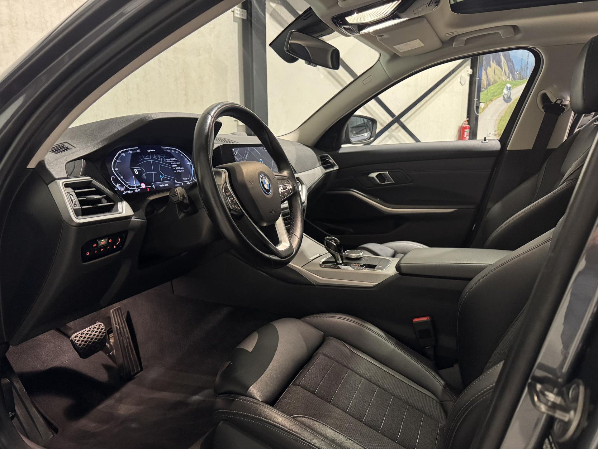 BMW 3 Serie Touring 320e xDrive Business KGD38P