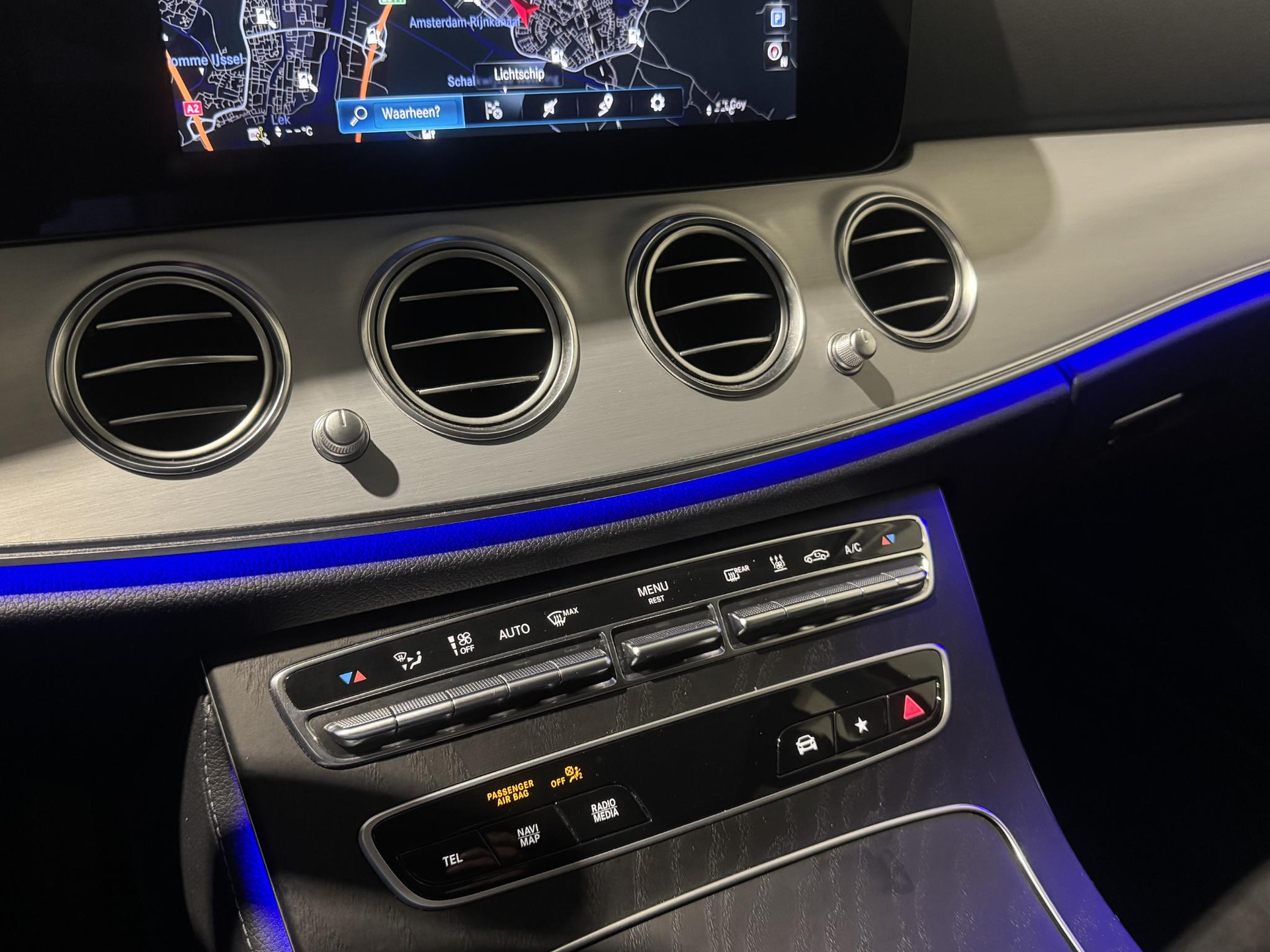 Mercedes-Benz E-Klasse Estate 300 e KGD10T