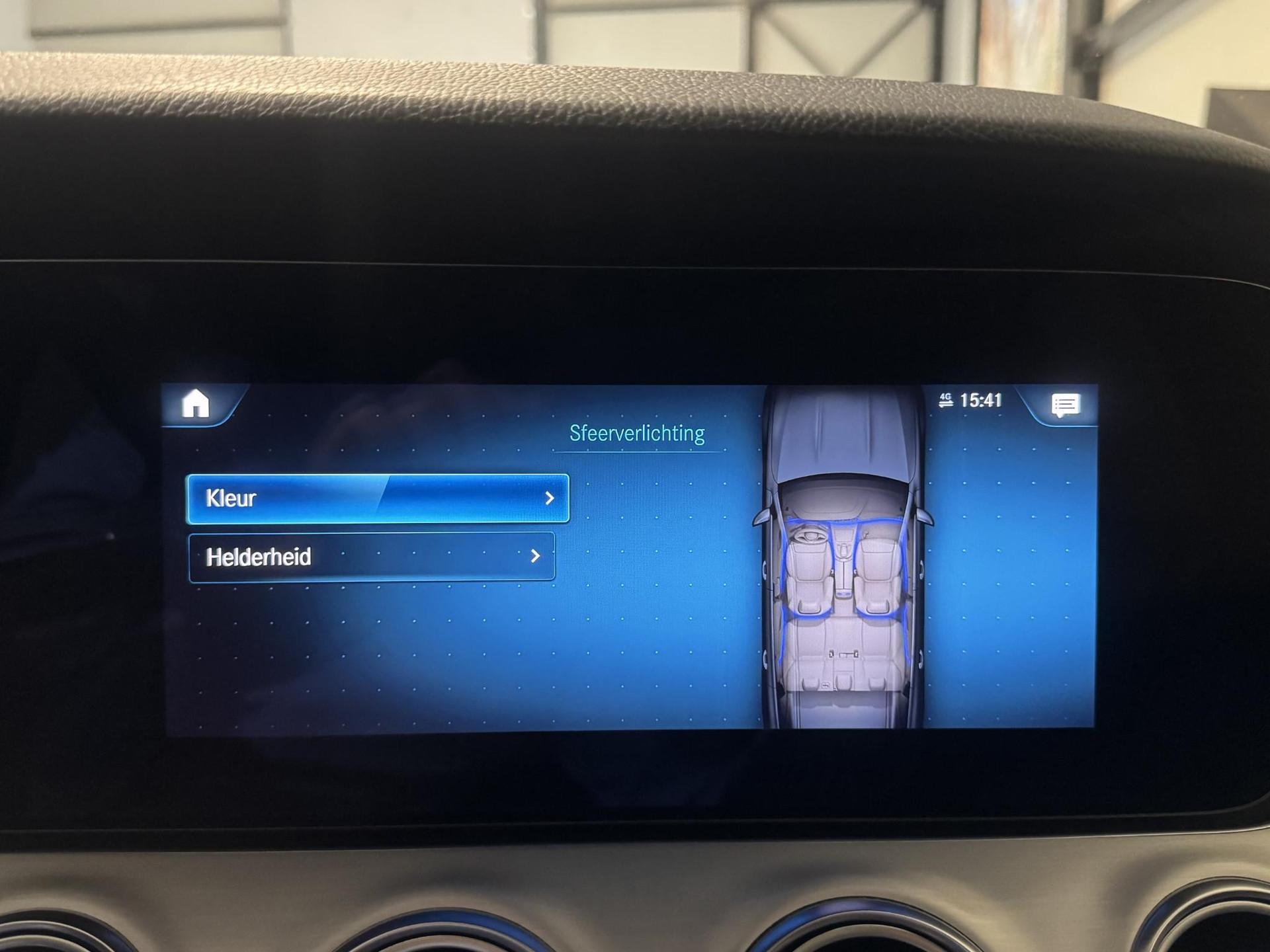 Mercedes-Benz E-Klasse Estate 300 e KGD10T