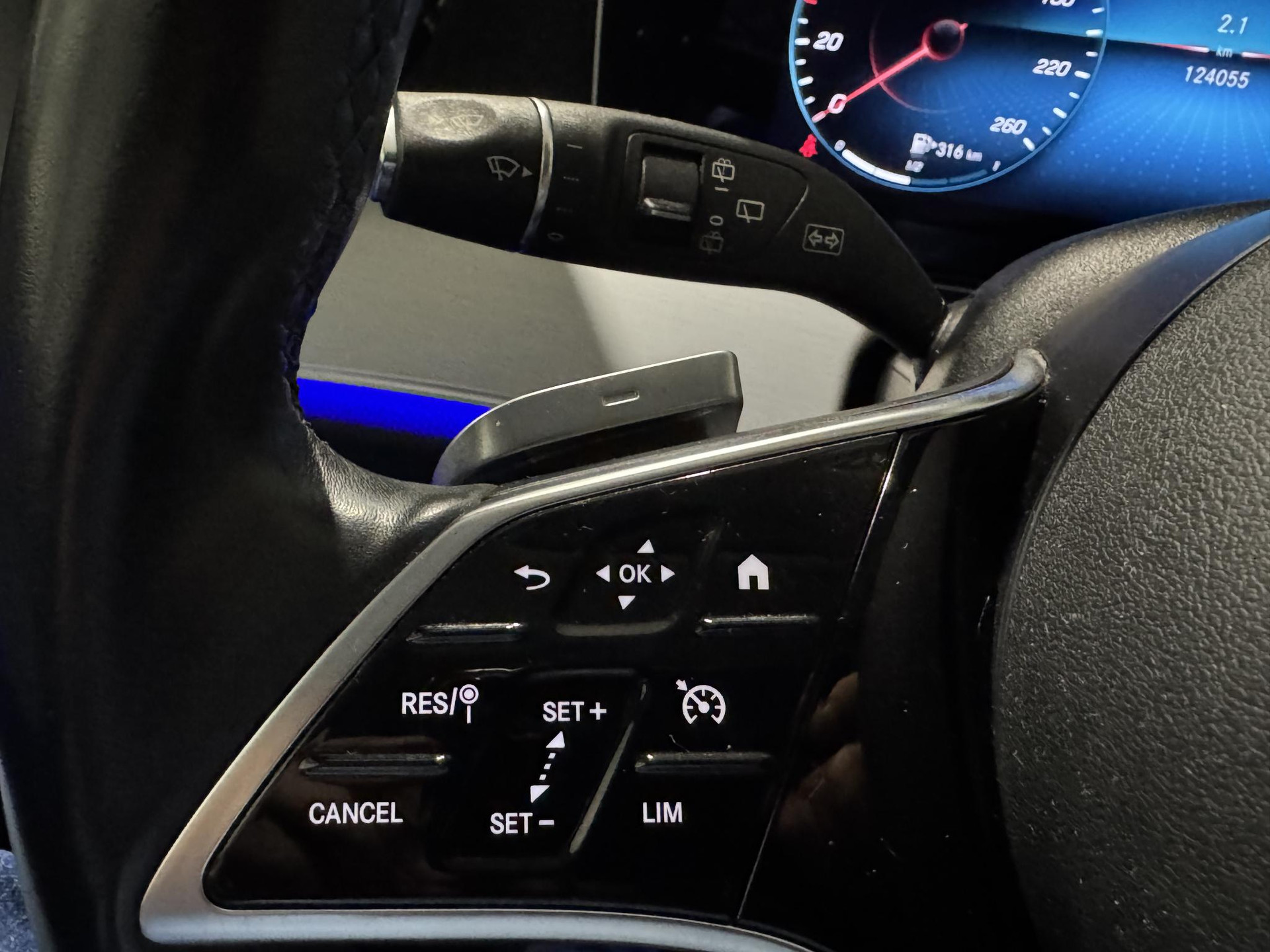 Mercedes-Benz E-Klasse Estate 300 e KGD10T