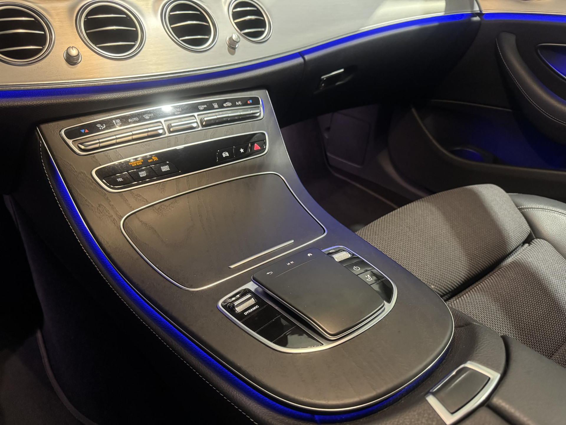 Mercedes-Benz E-Klasse Estate 300 e KGD10T