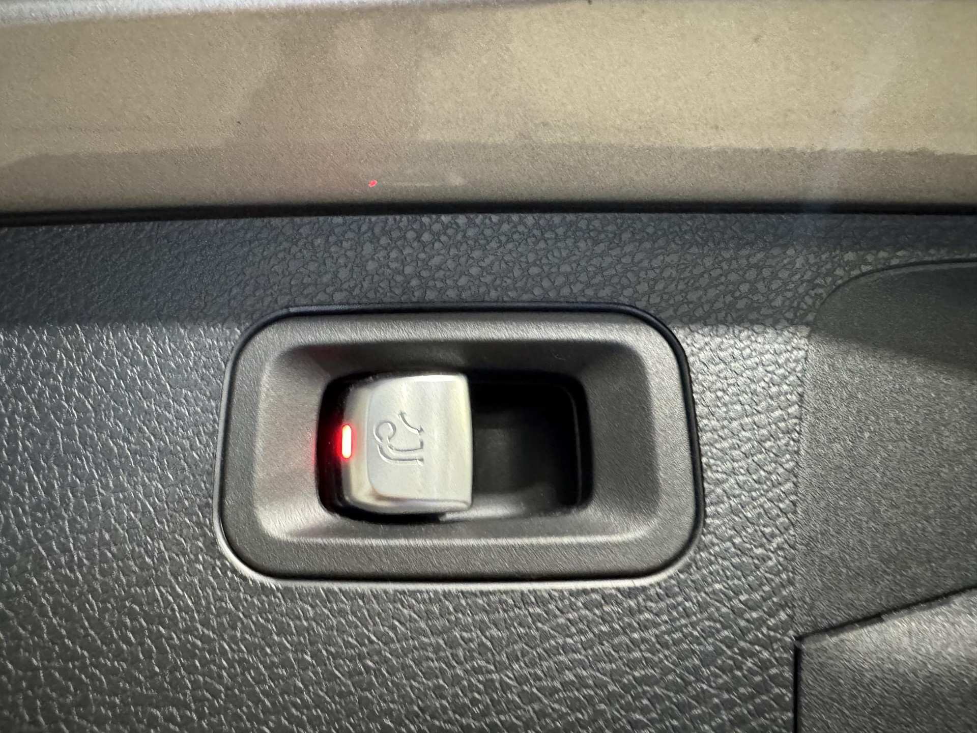 Mercedes-Benz E-Klasse Estate 300 e KGD10T