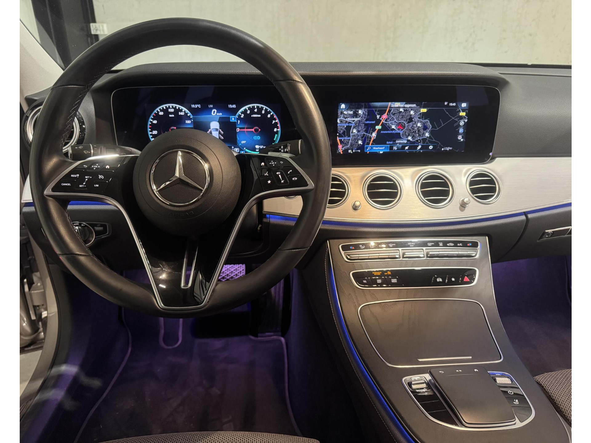 Mercedes-Benz E-Klasse Estate 300 e KGD10T