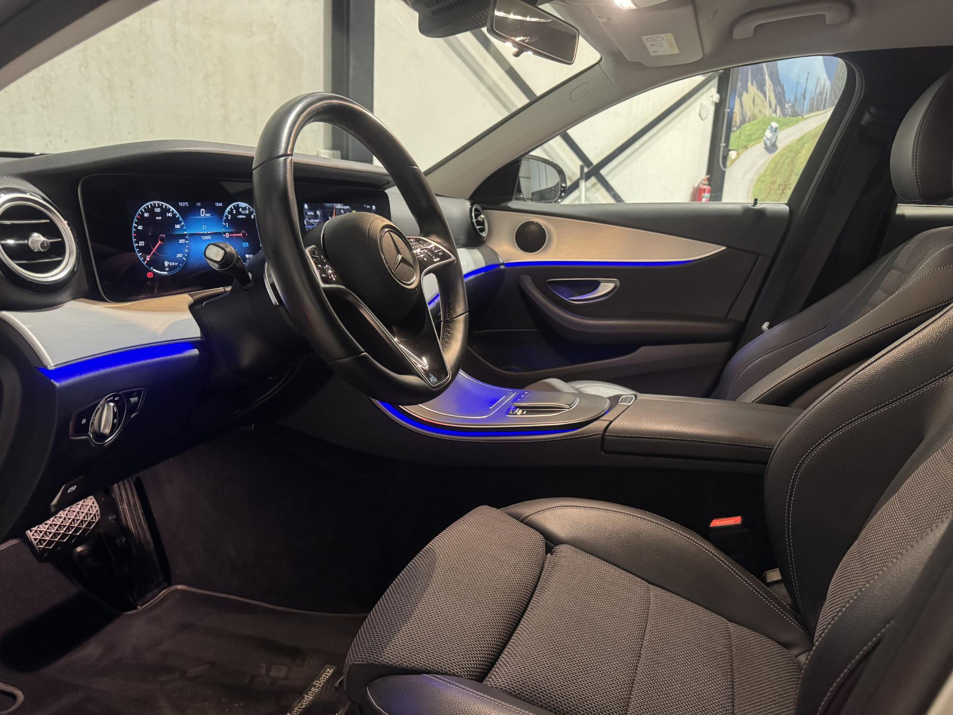 Mercedes-Benz E-Klasse Estate 300 e KGD10T