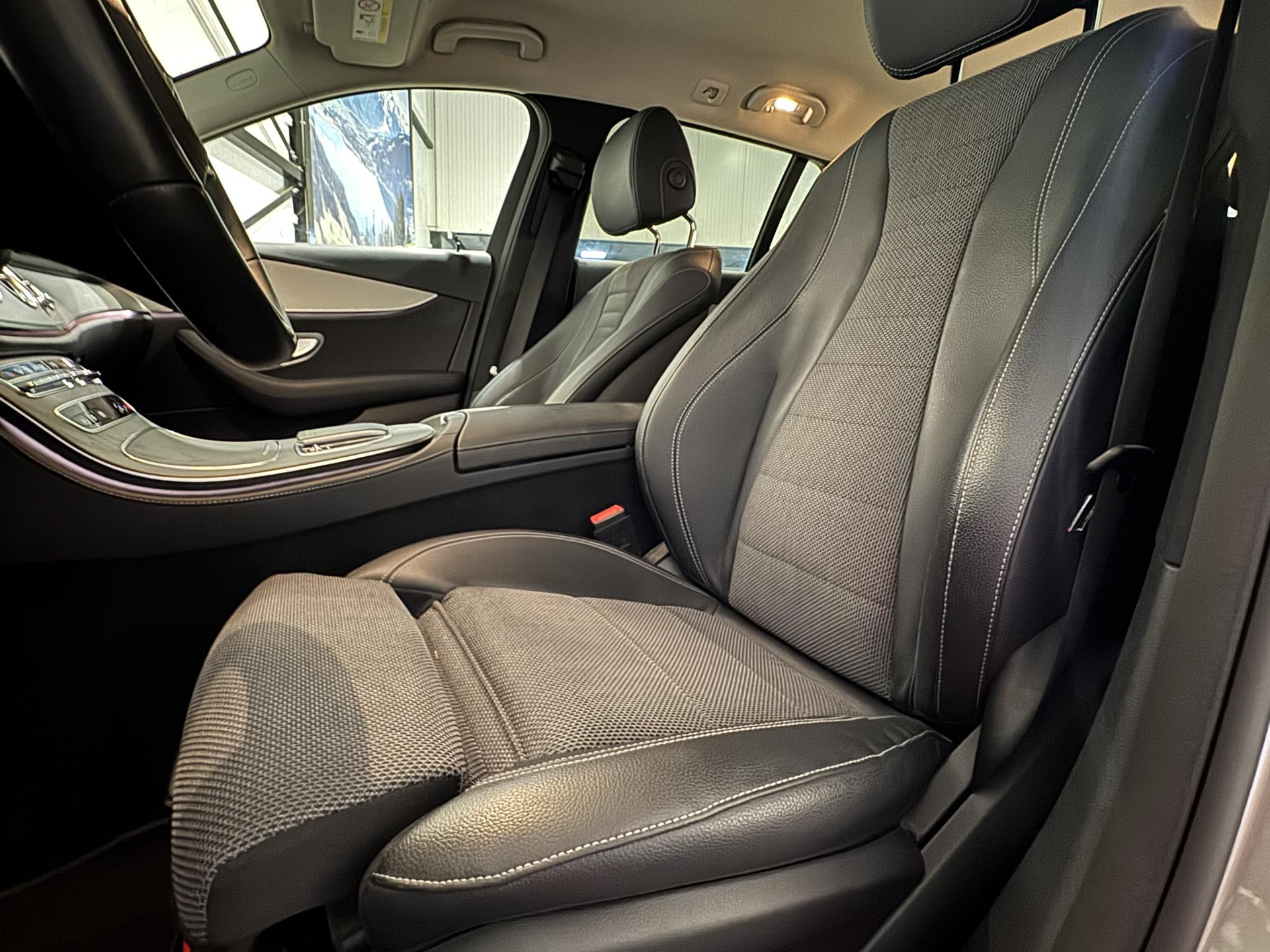 Mercedes-Benz E-Klasse Estate 300 e KGD10T