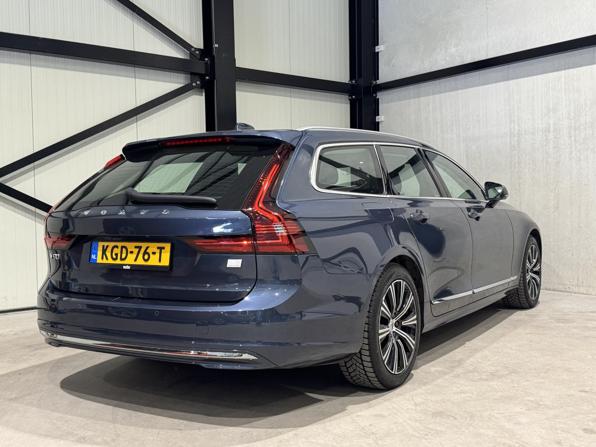 Volvo V90 2.0 T6 AWD Inscription Expression KGD76T
