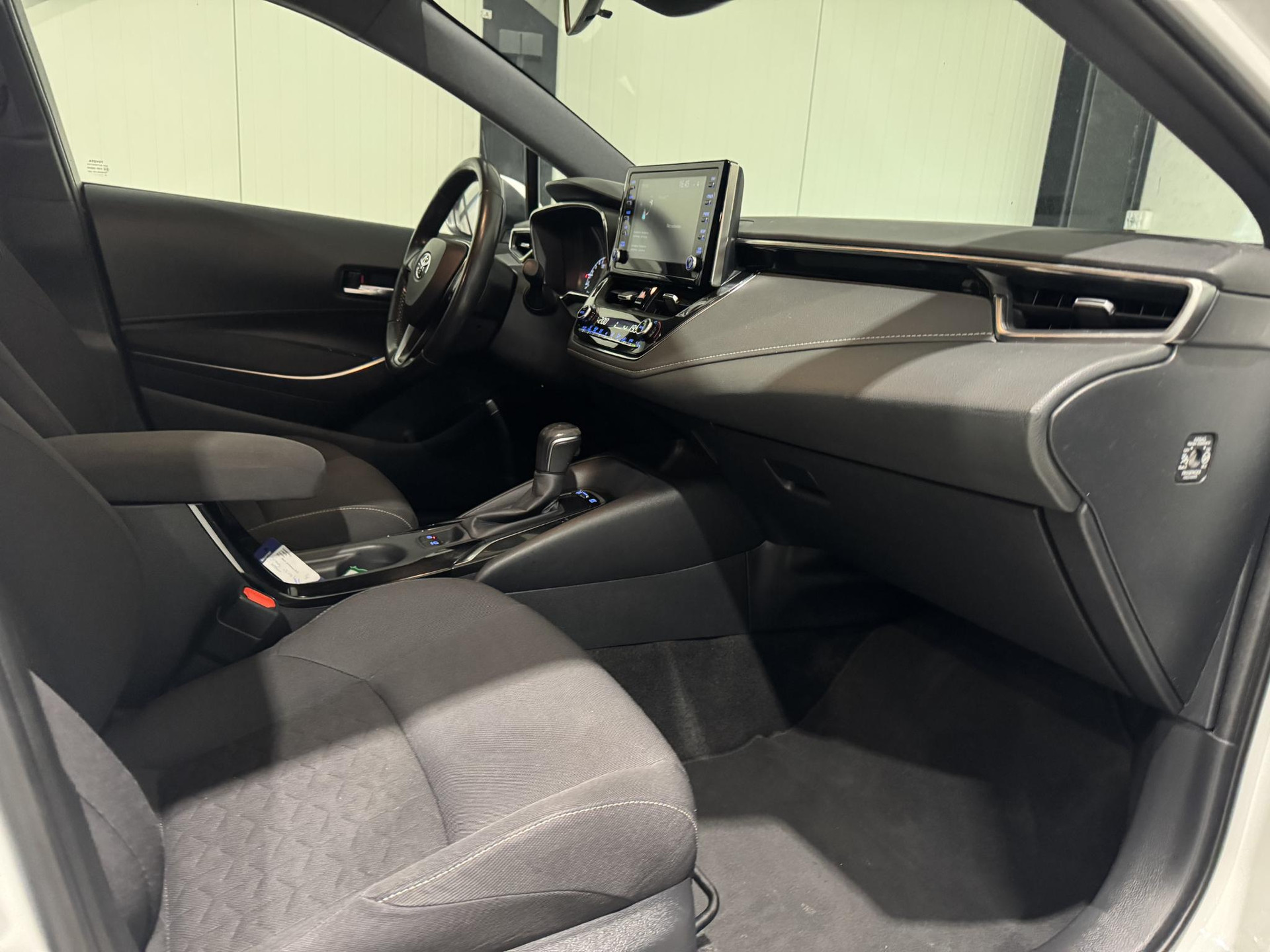 Toyota Corolla Touring Sports 1.8 Hybrid Active J198TN