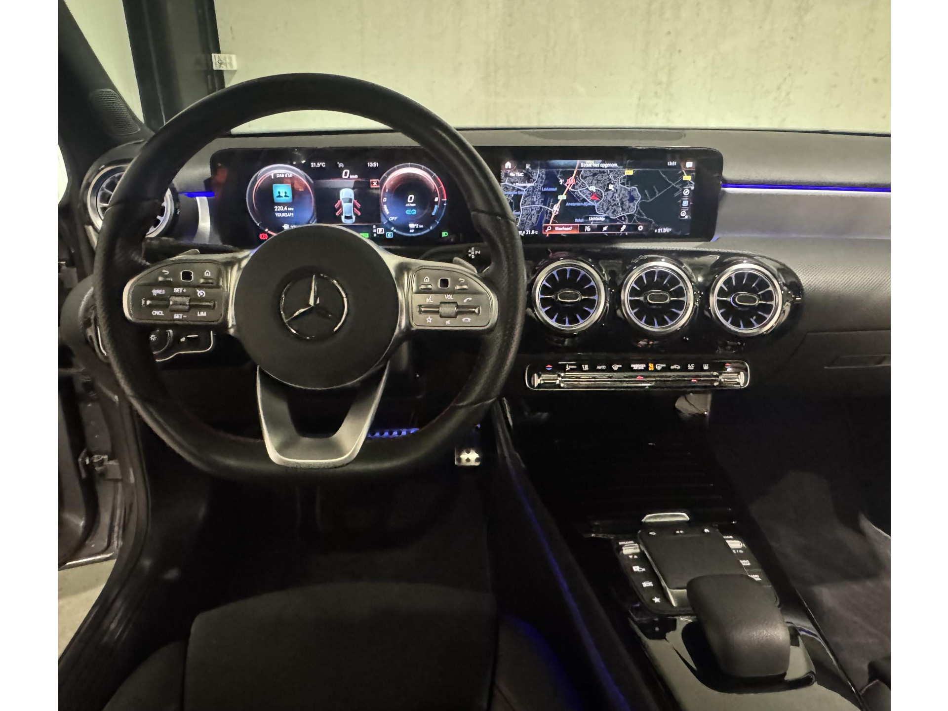 Mercedes-Benz A-Klasse 250 e AMG KGH28S