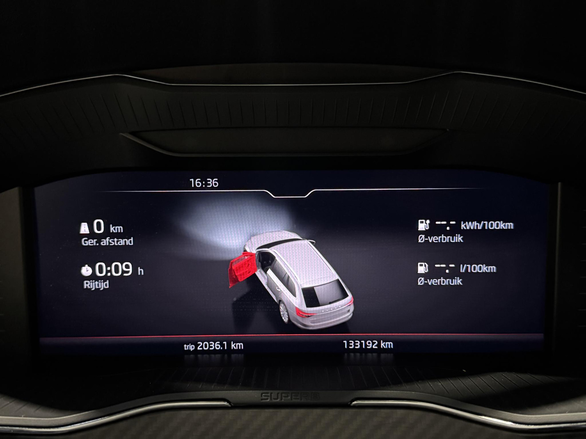 Škoda Superb Combi 1.4 TSI iV Sportline Business KGH41S