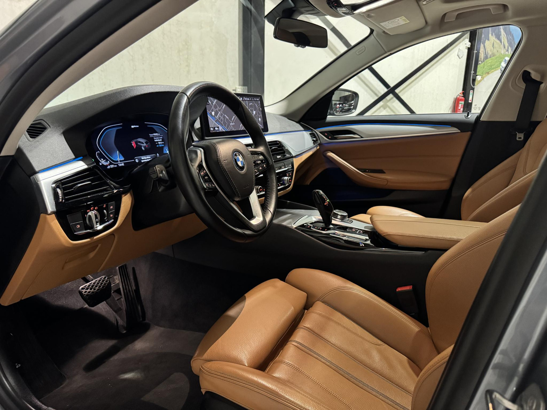 BMW 5 Serie Touring 520e Business KGV99F