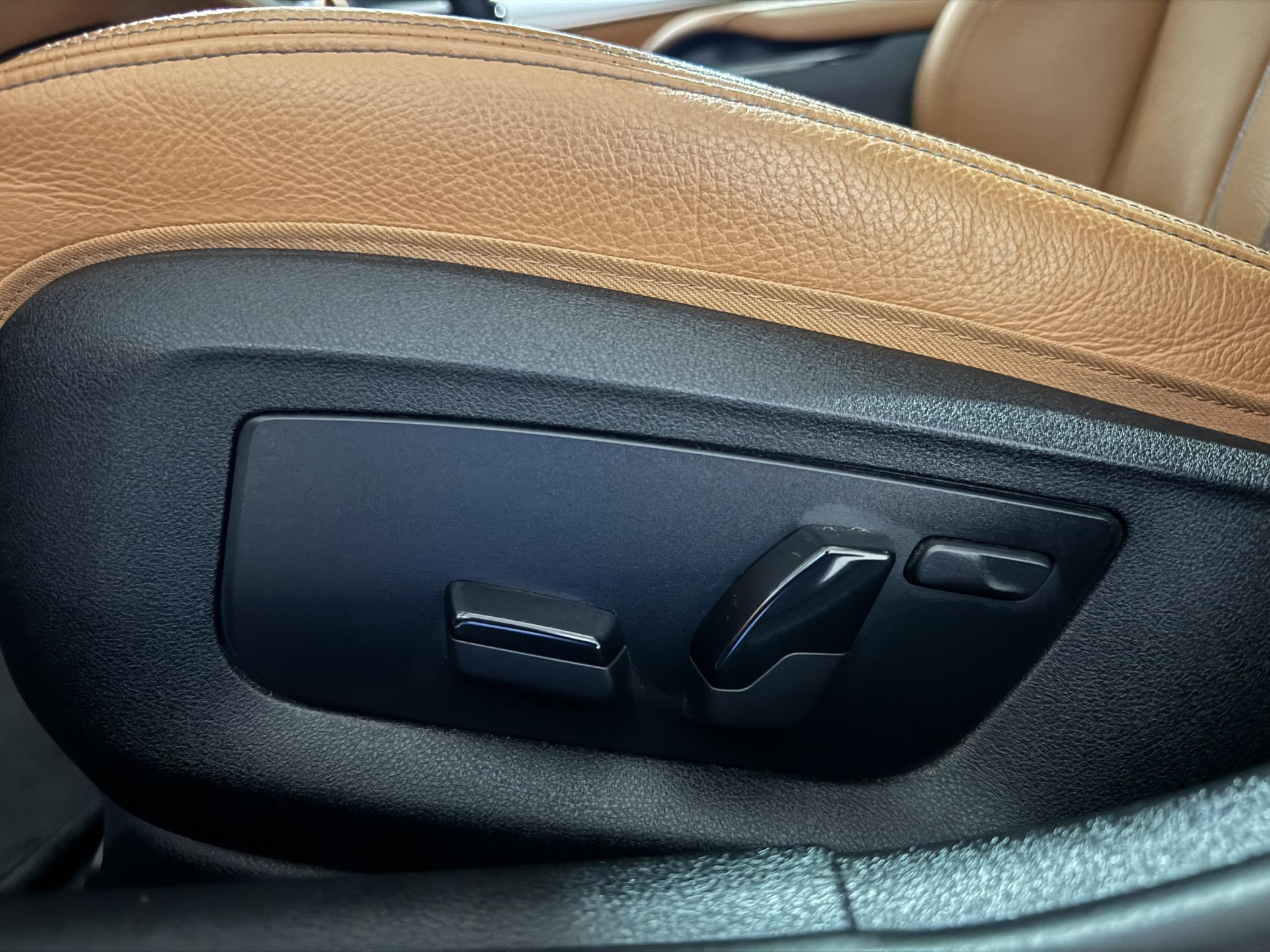 BMW 5 Serie Touring 520e Business KGV99F