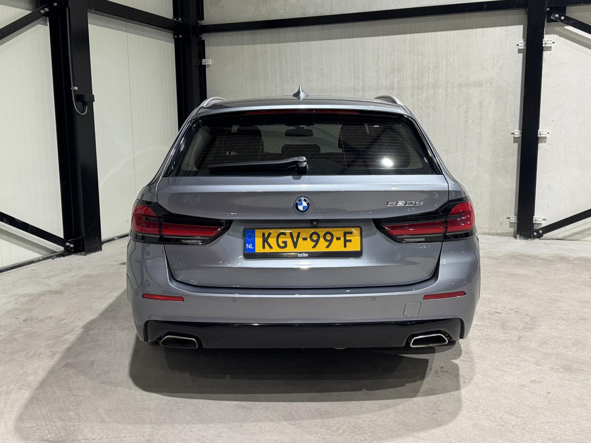 BMW 5 Serie Touring 520e Business KGV99F
