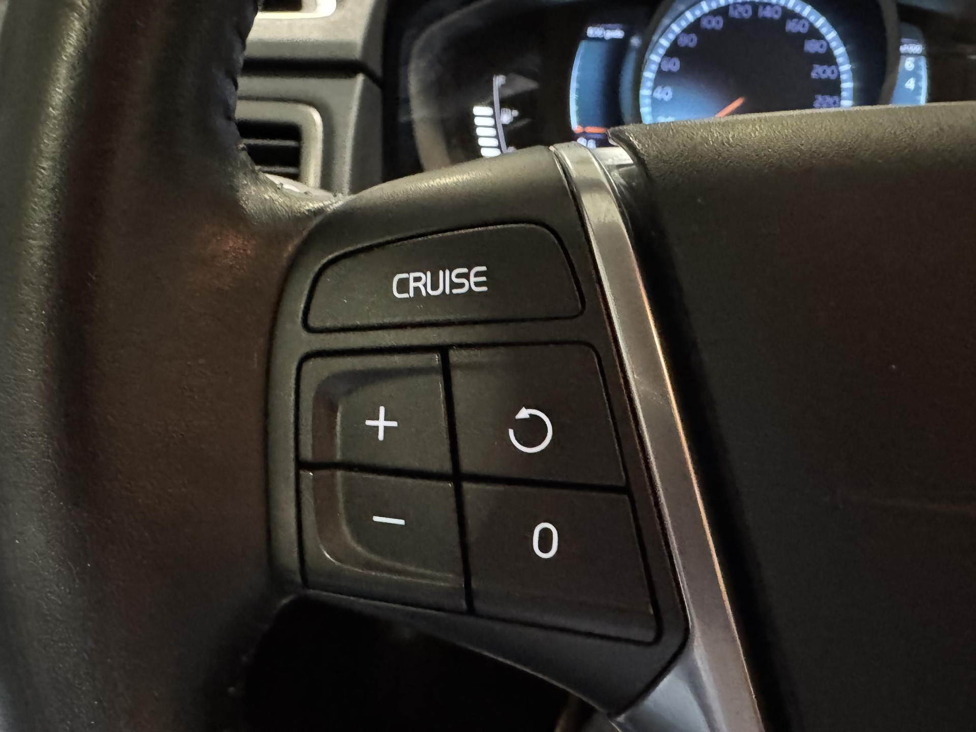 Volvo V70 2.0 T4 Polar JT404J