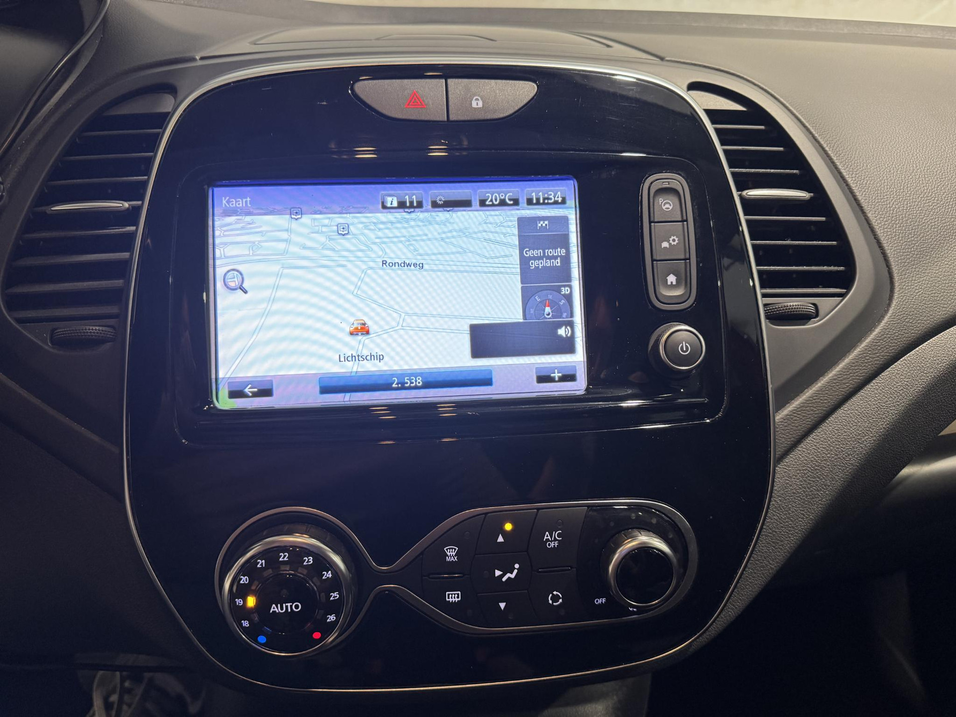 Renault Captur 1.2 TCe Intens TB799H