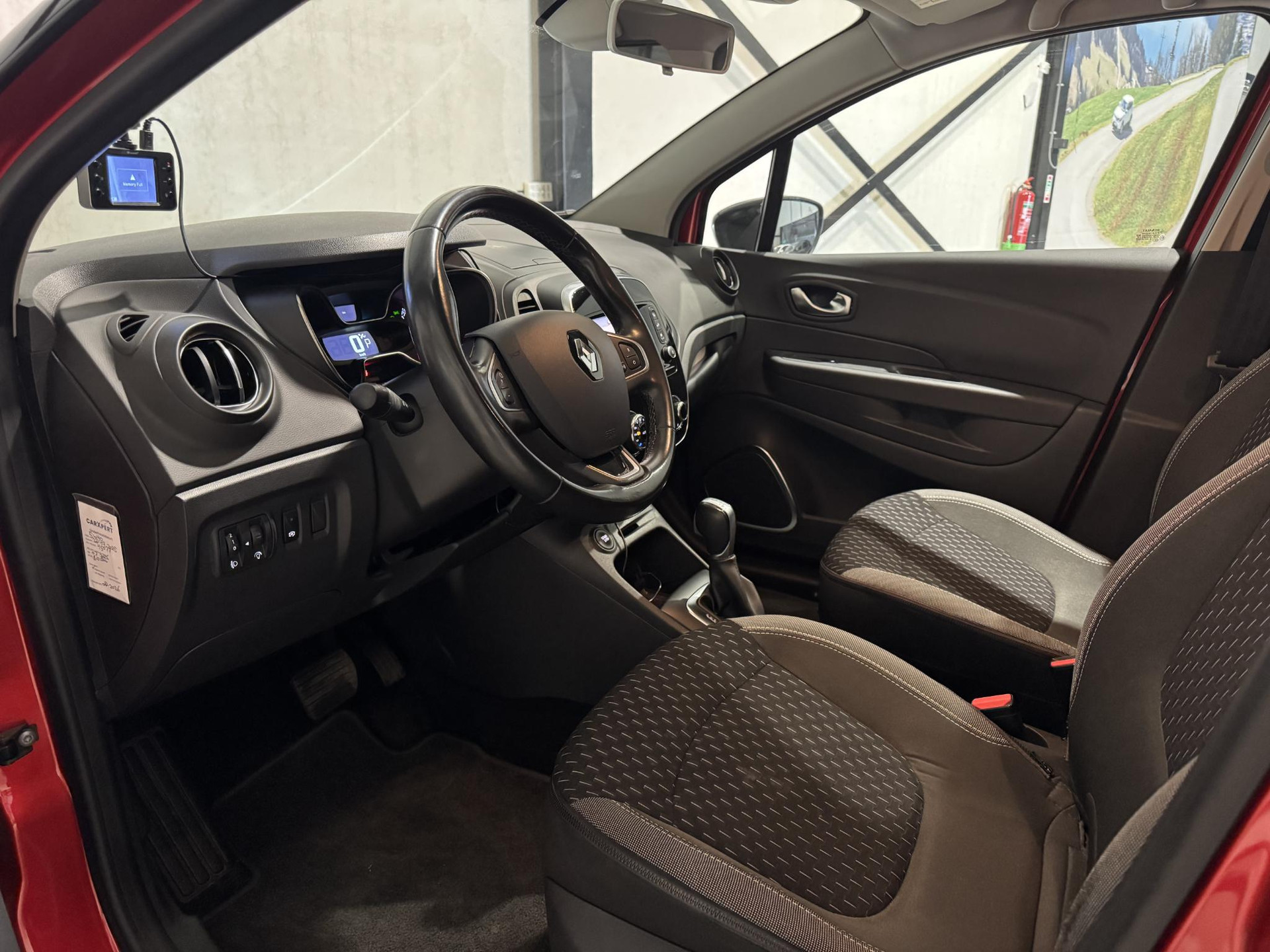Renault Captur 1.2 TCe Intens TB799H