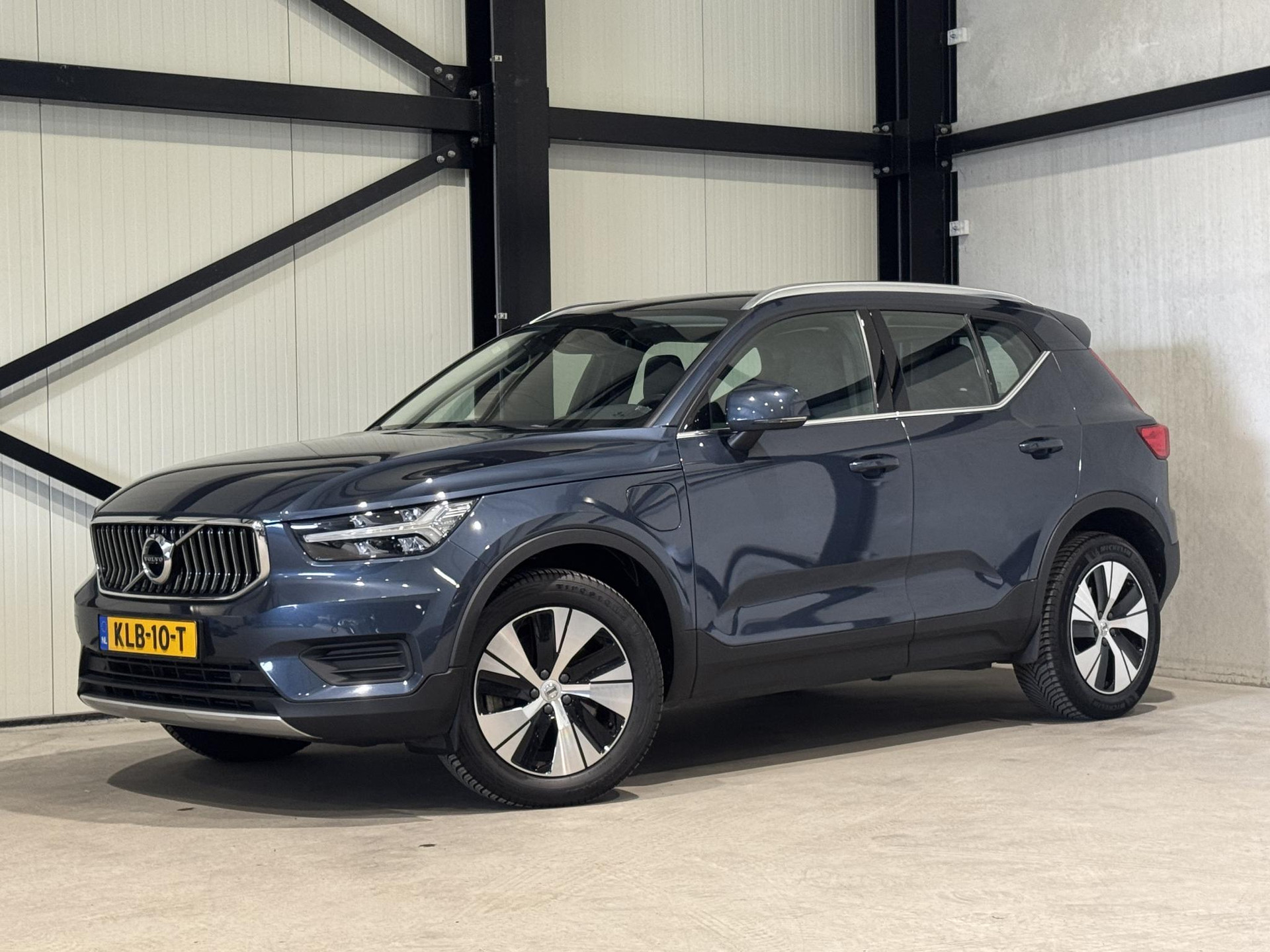 Volvo XC40 1.5 T4 Recharge Inscription Expression KLB10T