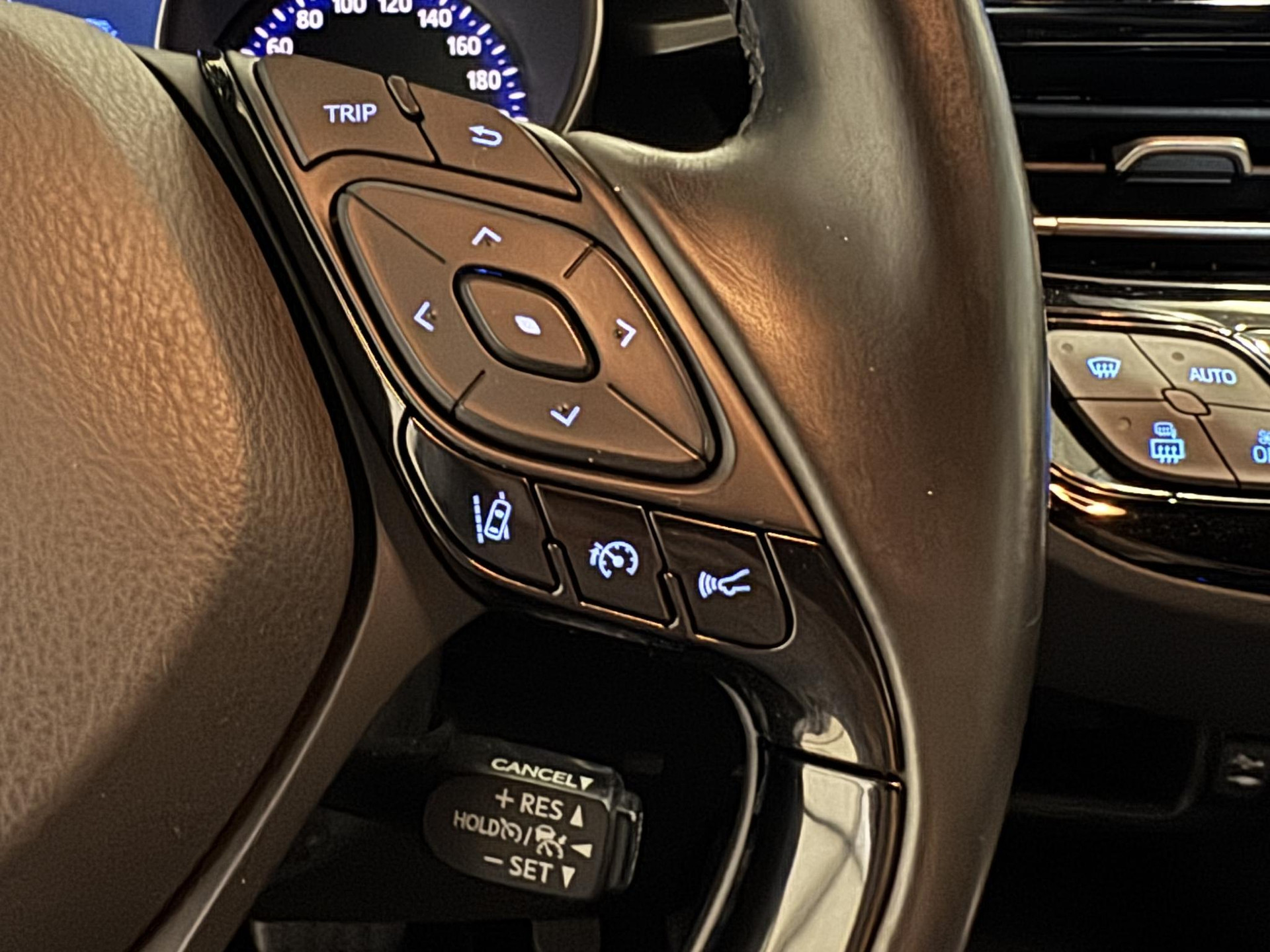 Toyota C-HR 1.8 Hybrid Active XZ456D