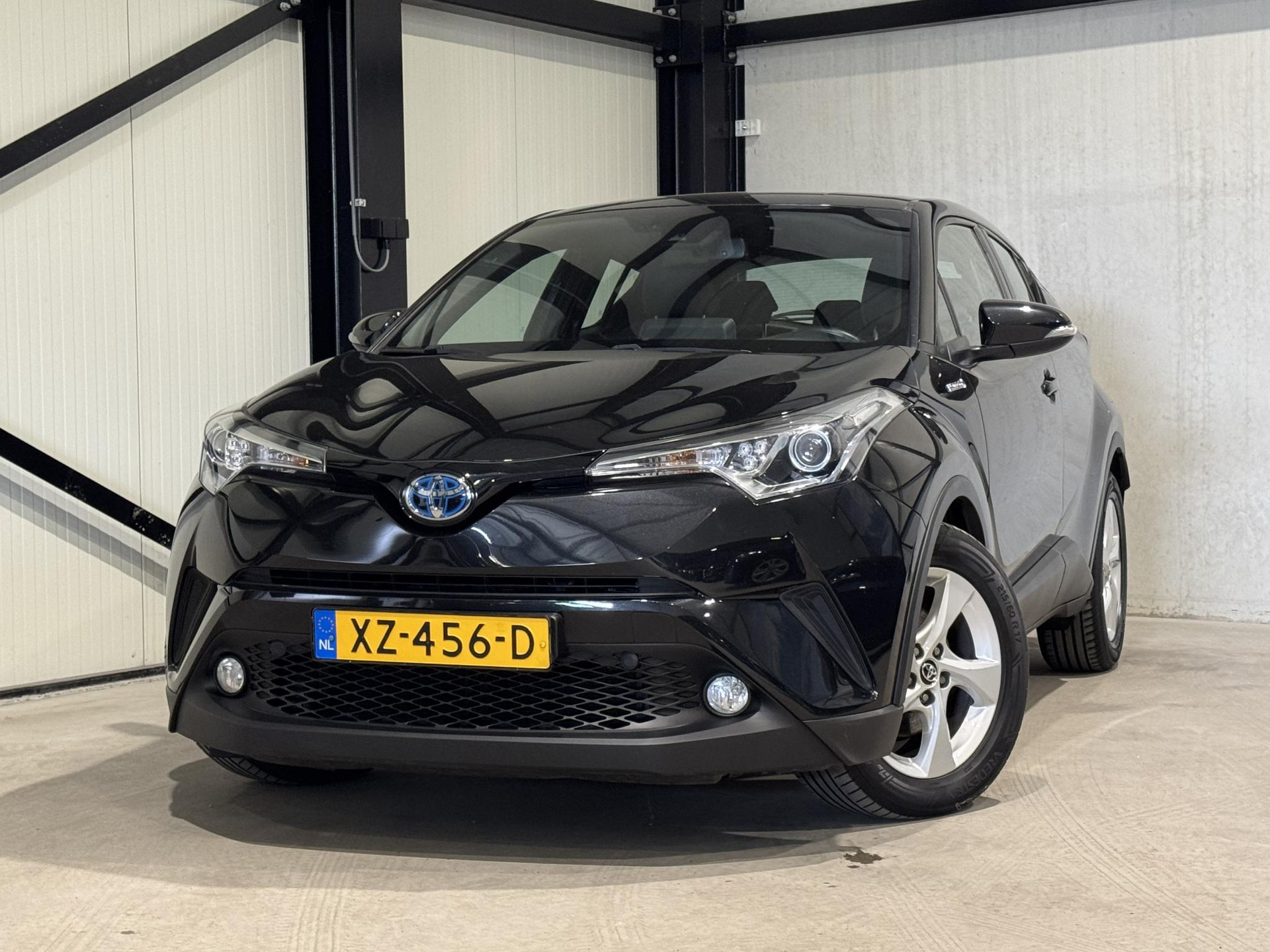 Toyota C-HR 1.8 Hybrid Active XZ456D
