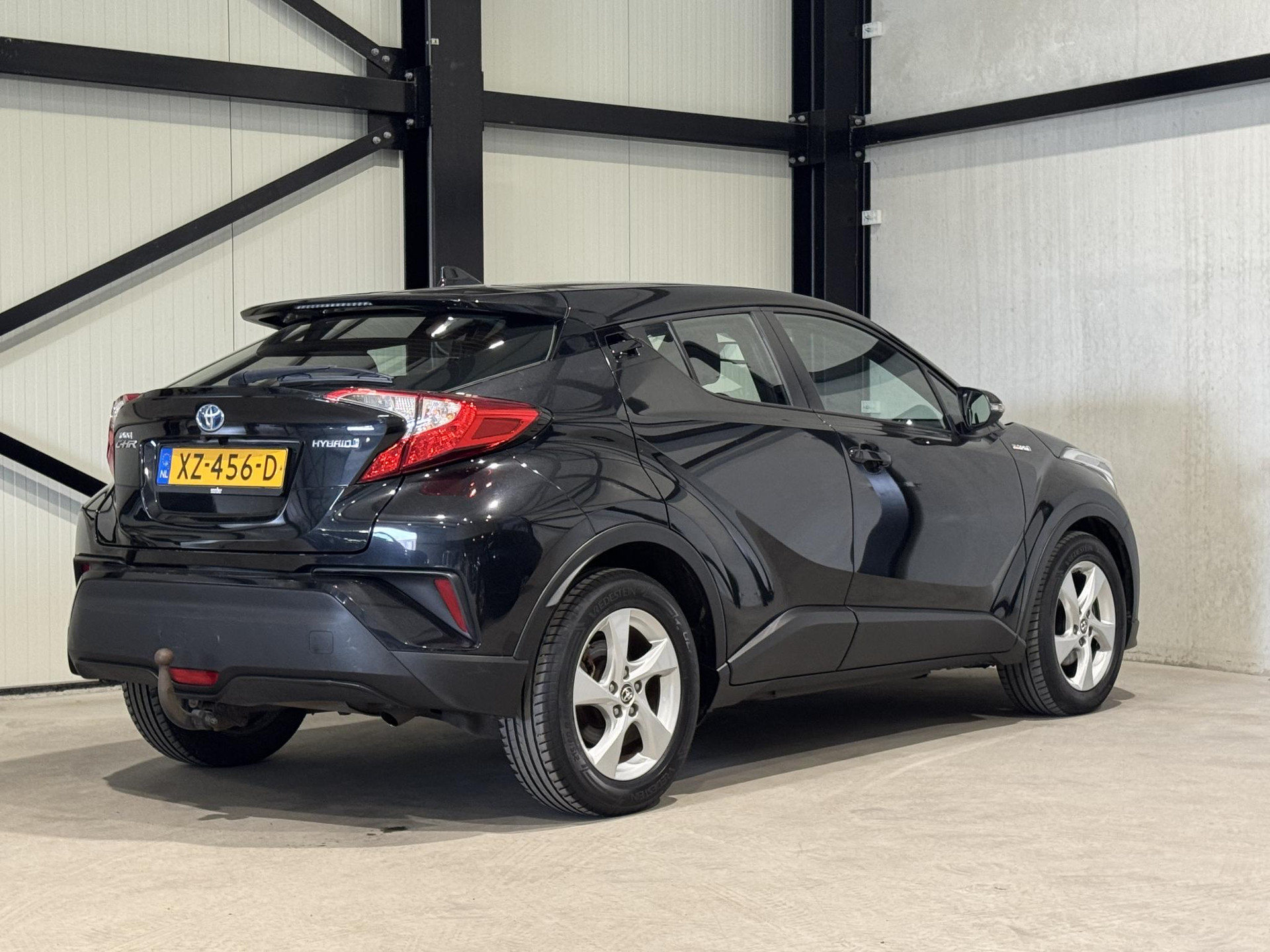 Toyota C-HR 1.8 Hybrid Active XZ456D