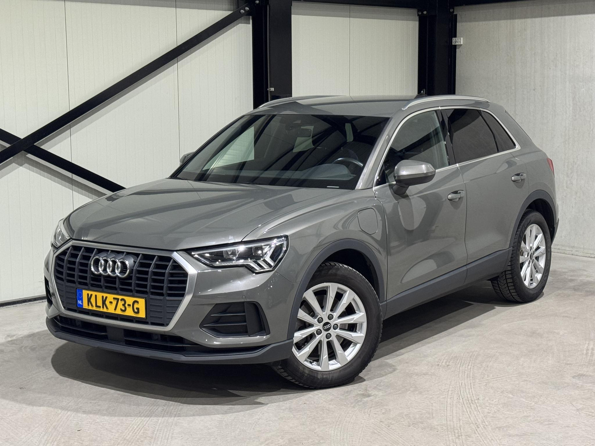 Audi Q3 45 TFSI e S-Line KLK73G