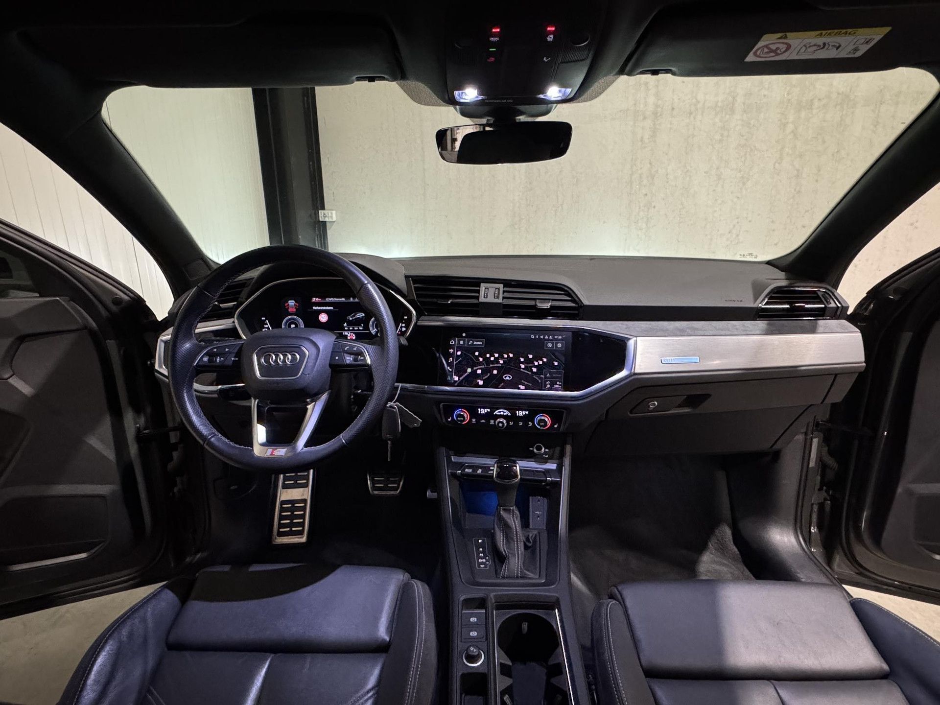 Audi Q3 45 TFSI e S-Line KLK73G