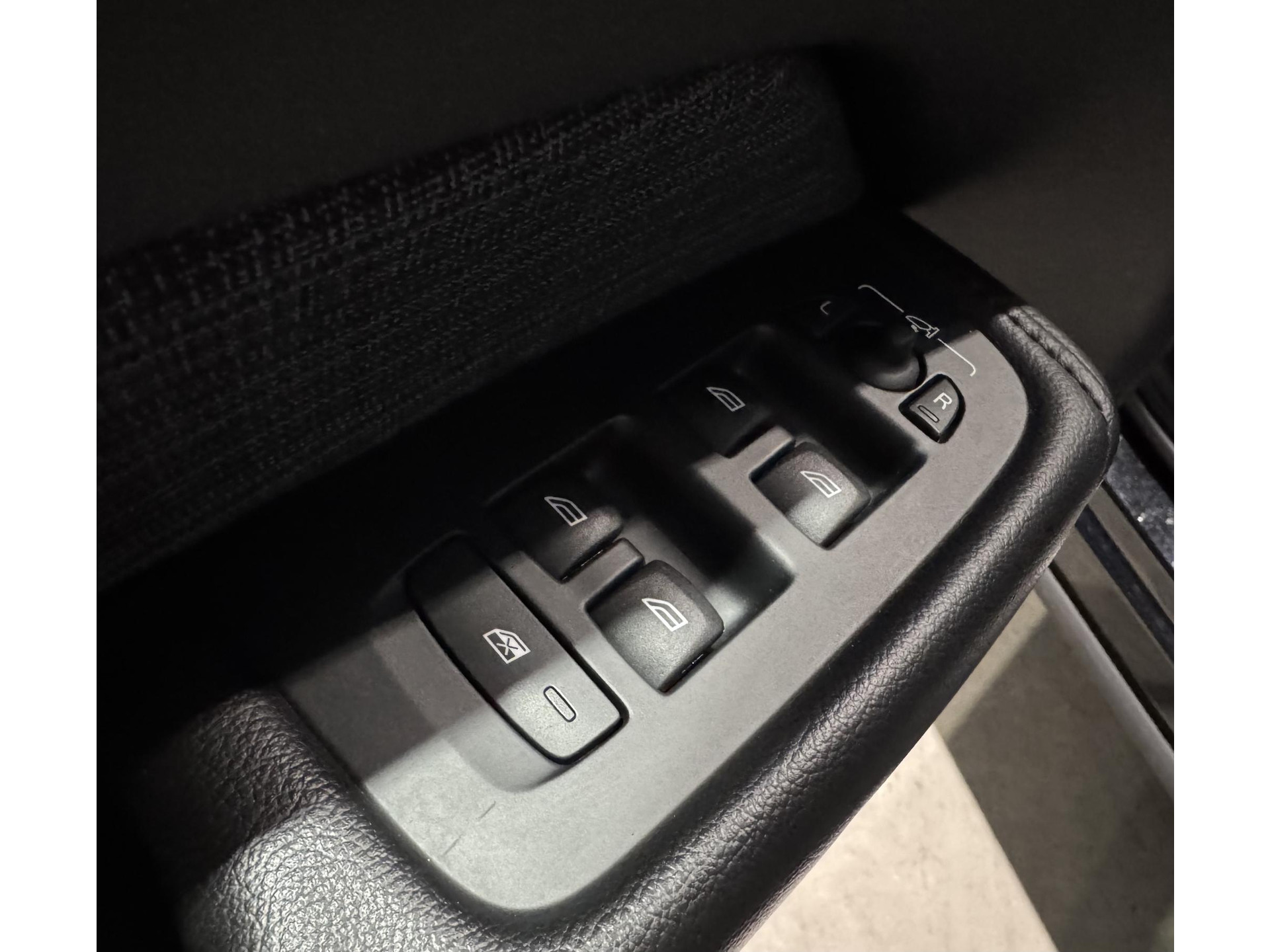 Volvo XC60 2.0 Recharge T6 AWD Business KLG41B