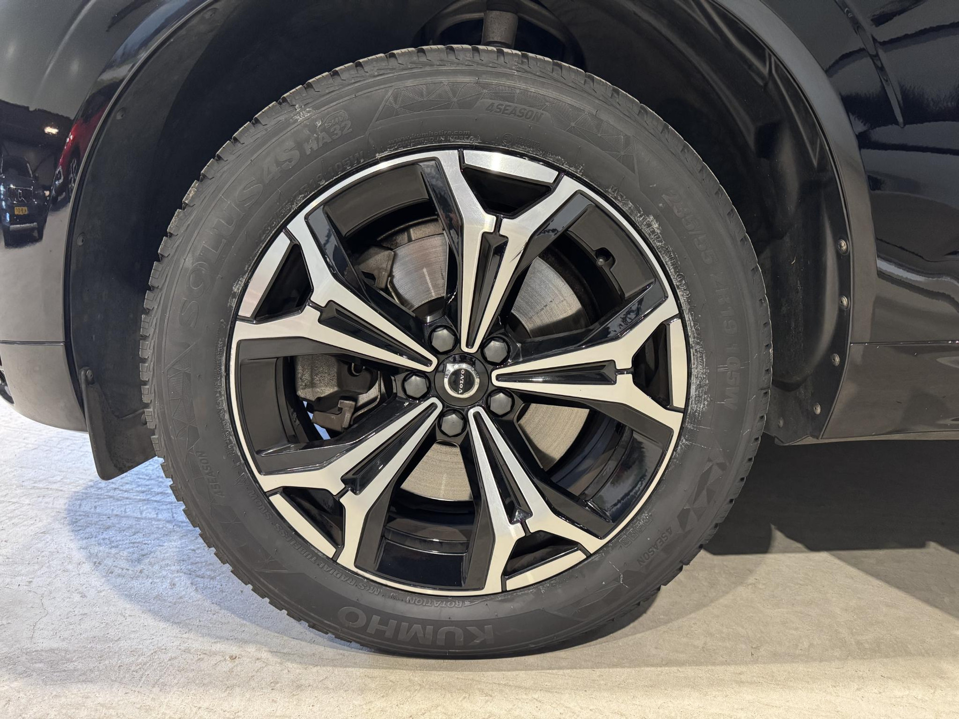 Volvo XC60 2.0 Recharge T6 AWD Business KLG41B