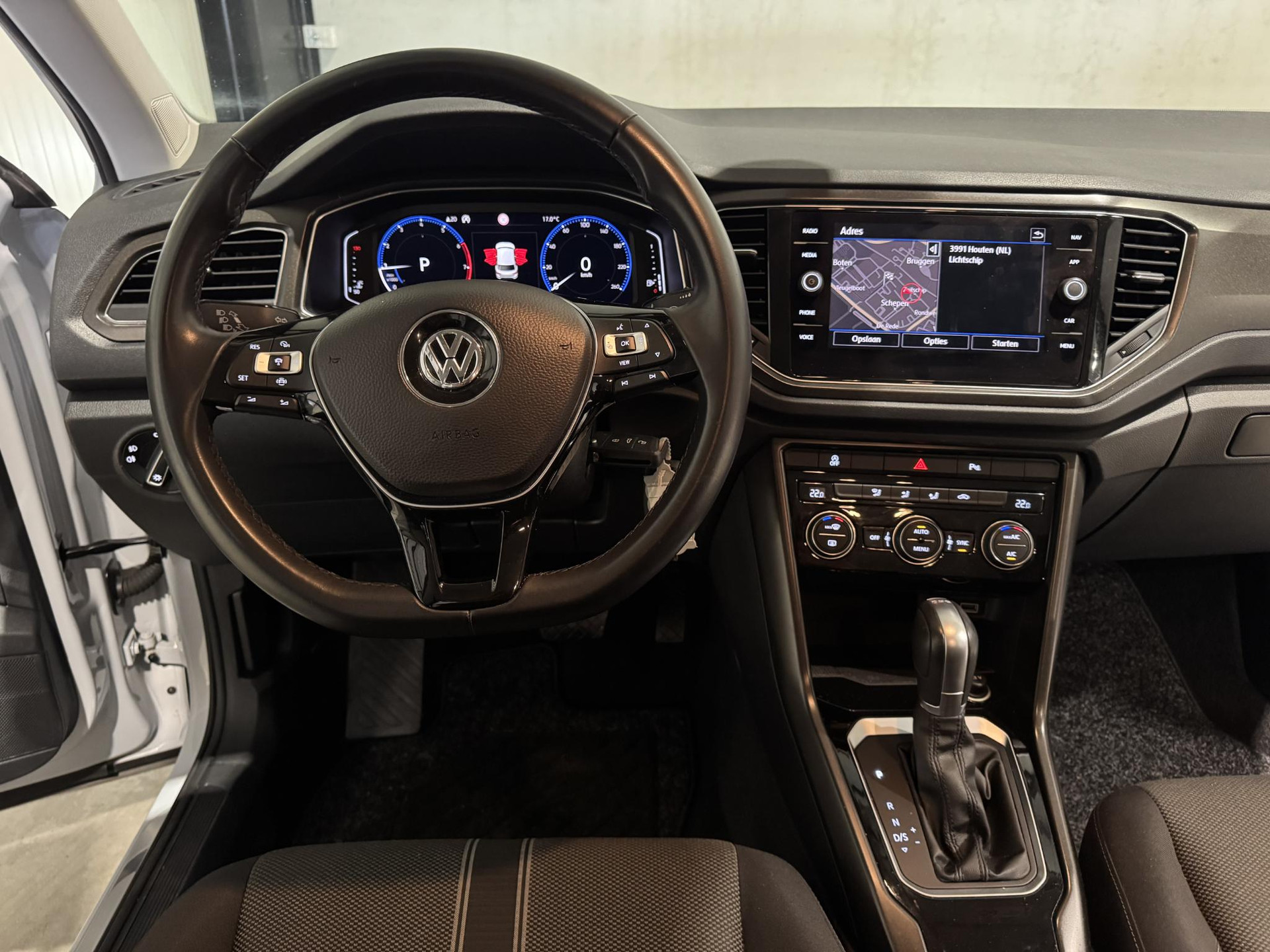 Volkswagen T-Roc 1.5 TSI Style XK779P