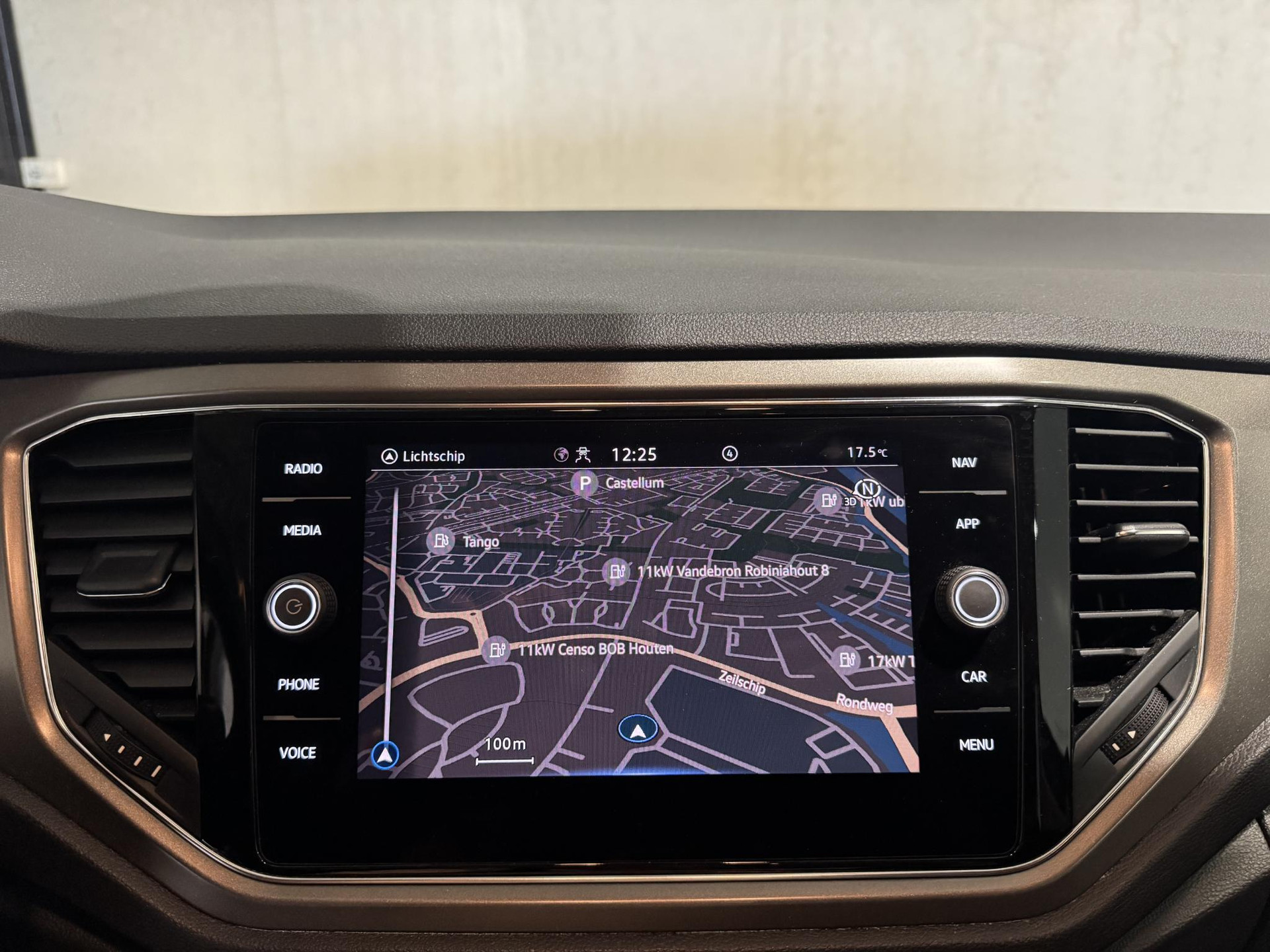 Volkswagen T-Roc 1.0 TSI Style Business J650TV