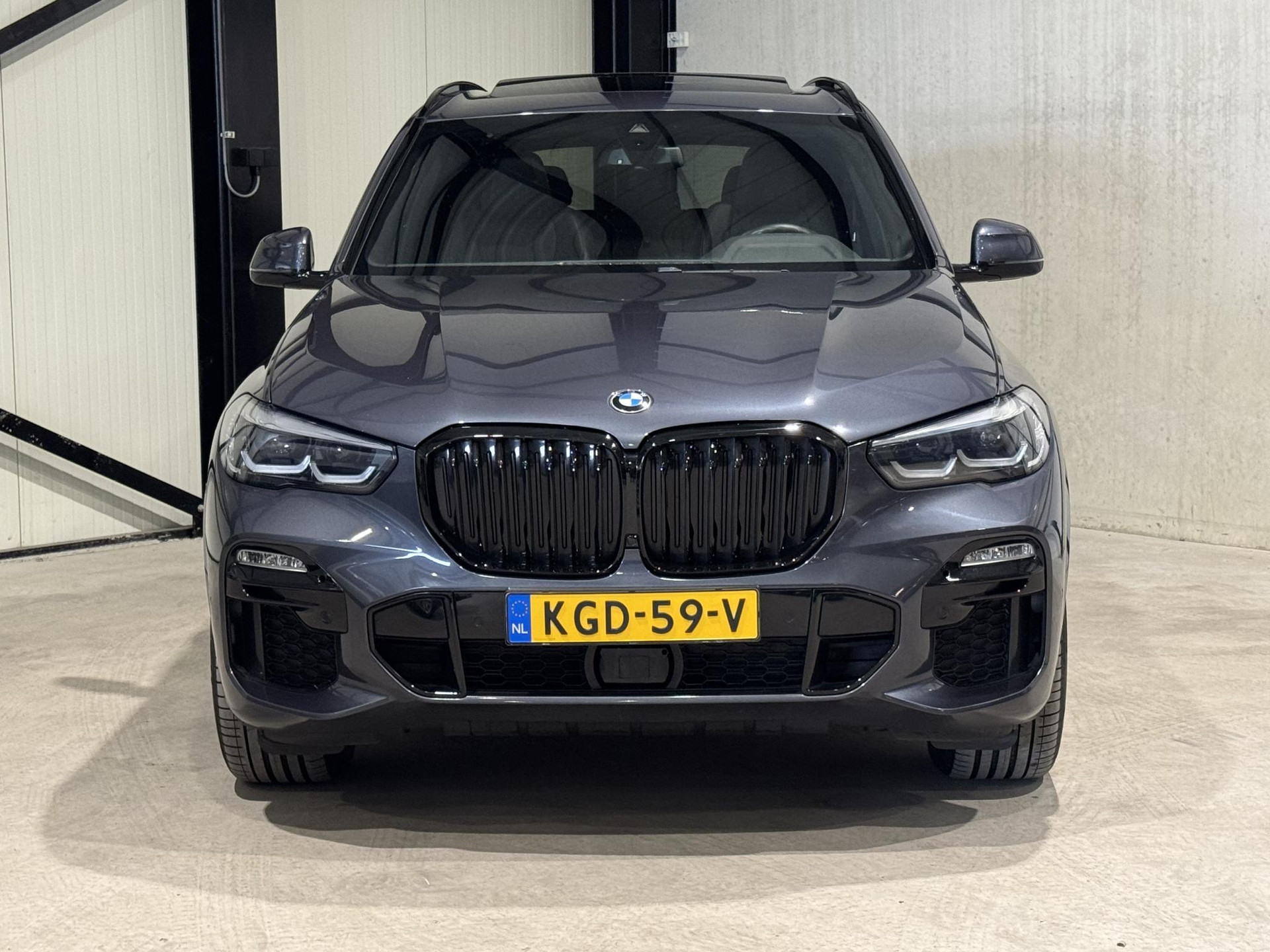BMW X5 xDrive45e M-Sport KGD59V