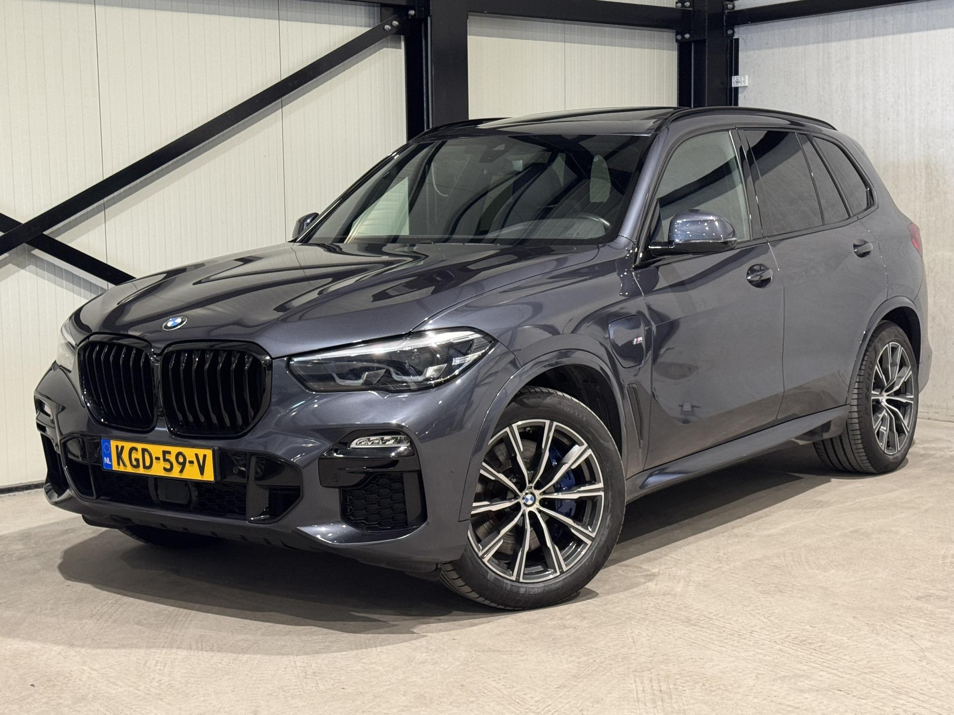 BMW X5 xDrive45e M-Sport KGD59V