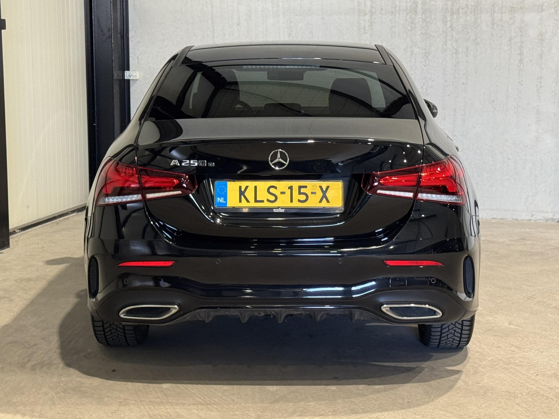 Mercedes-Benz A-Klasse 250 e AMG KLS15X