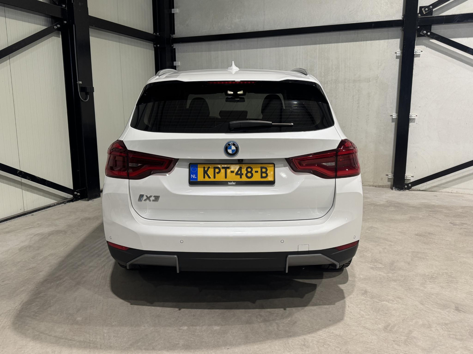 BMW iX3 Executive 80 kWh KPT48B