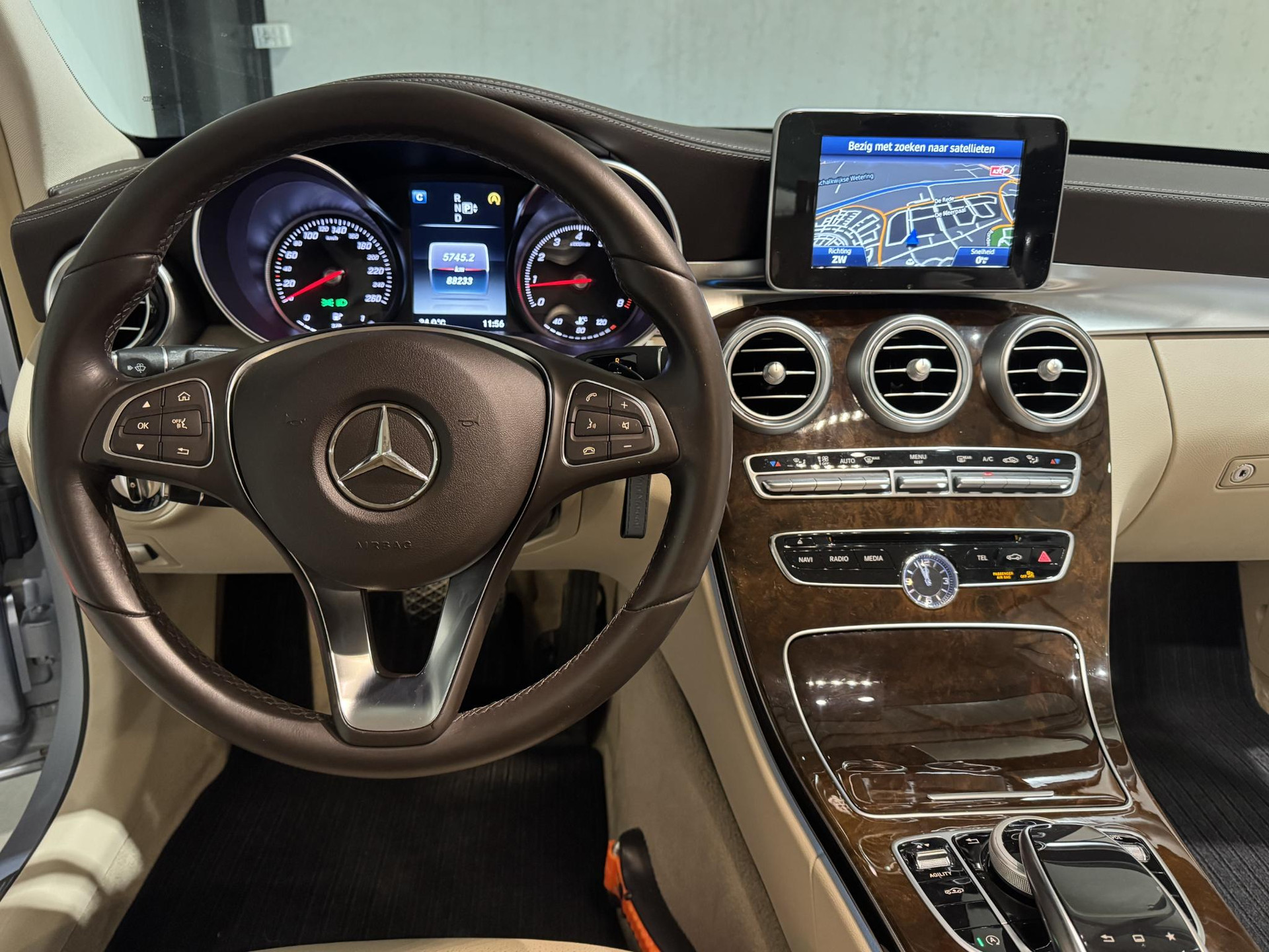 Mercedes-Benz C-Klasse 180 Ambition GP967B