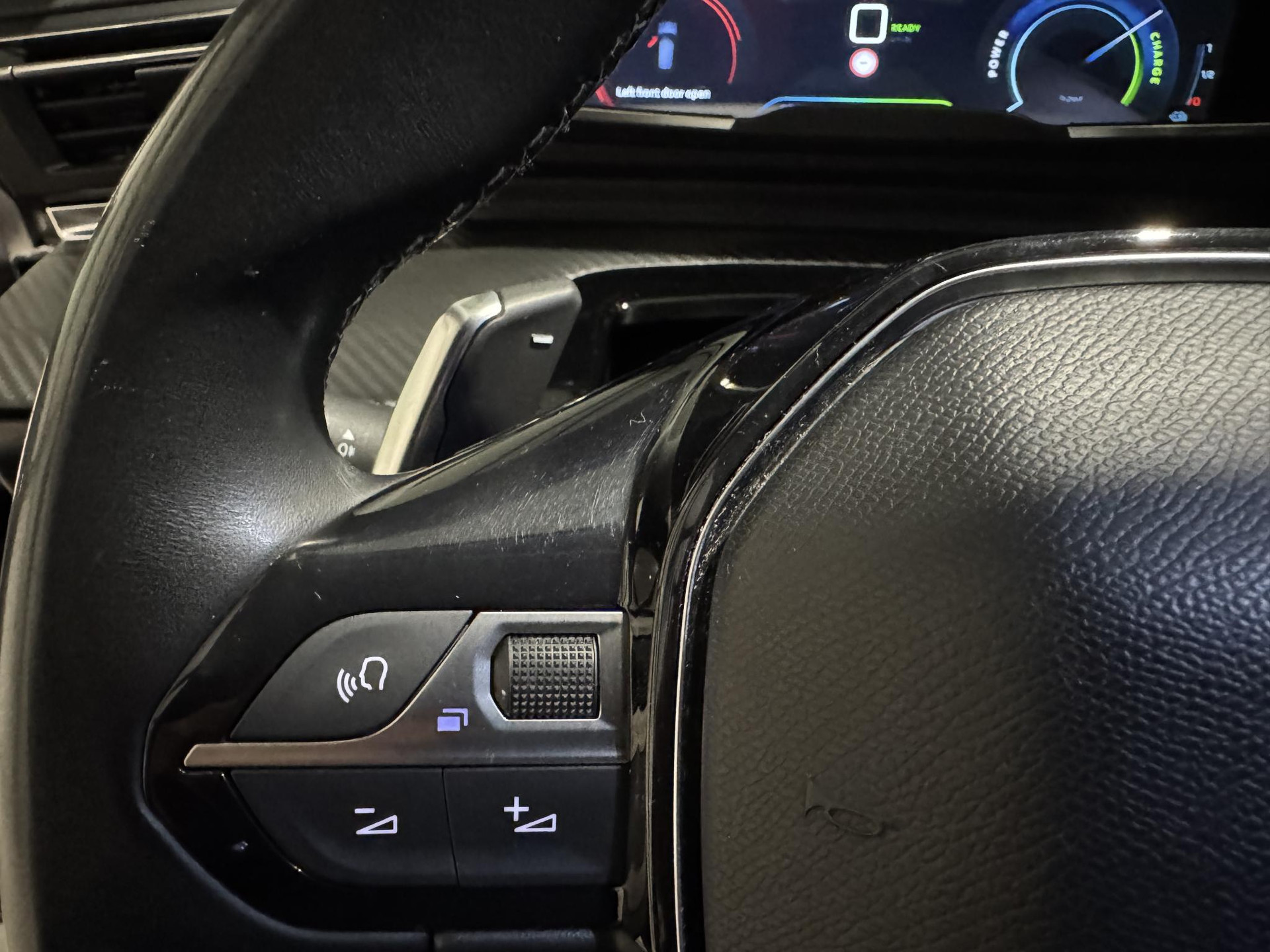Peugeot 508 SW 1.6 HYbrid Allure KVK89R