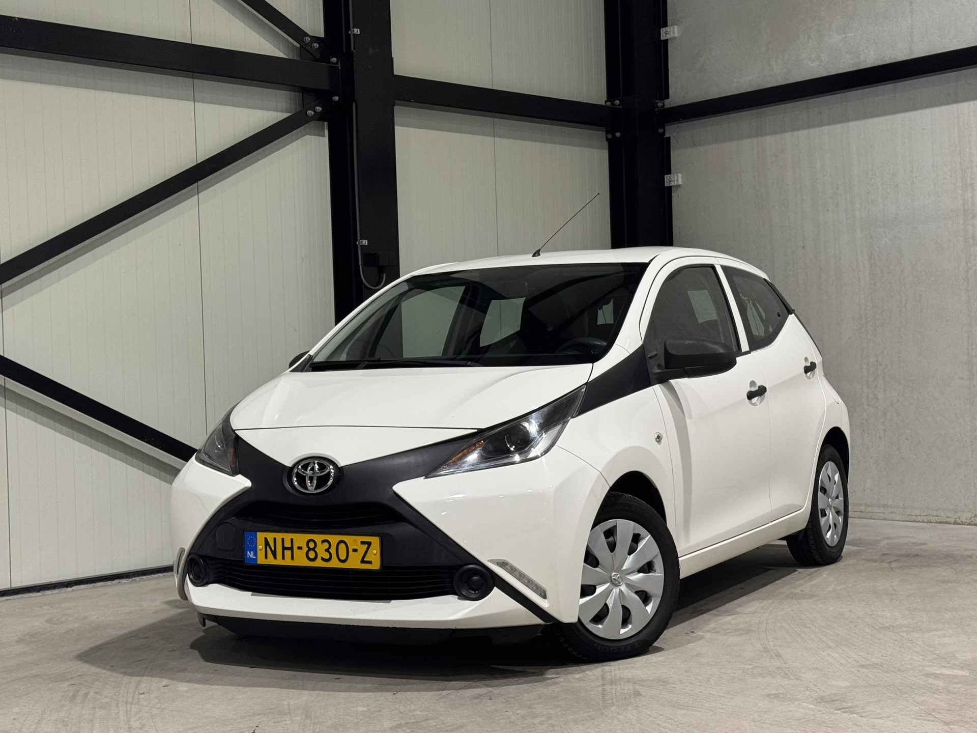 Toyota Aygo 1.0 VVT-i x-now NH830Z
