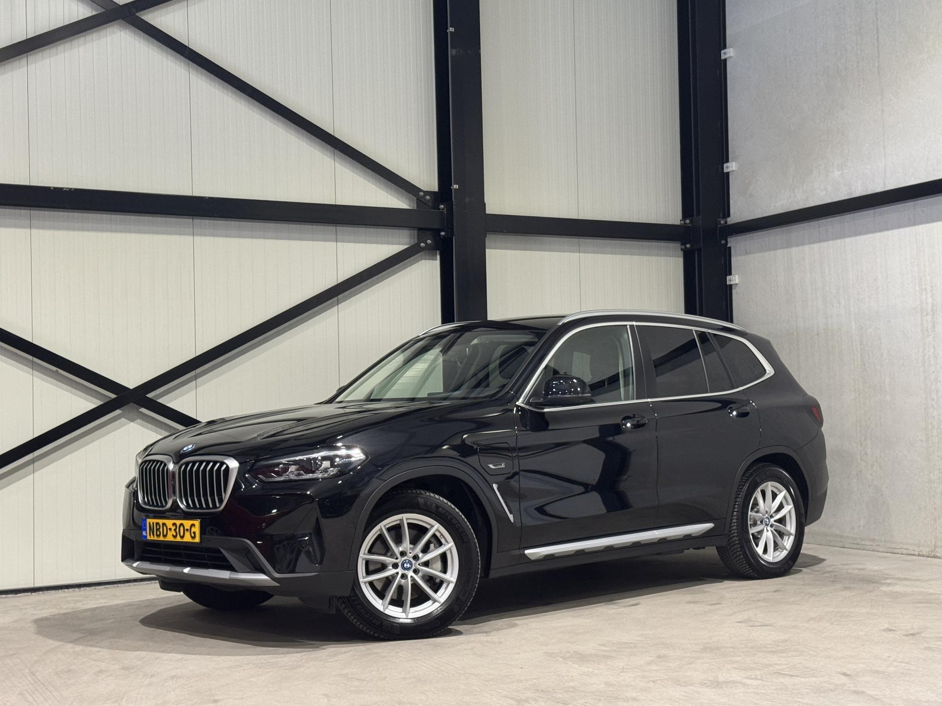 BMW X3 xDrive30e Business NBD30G
