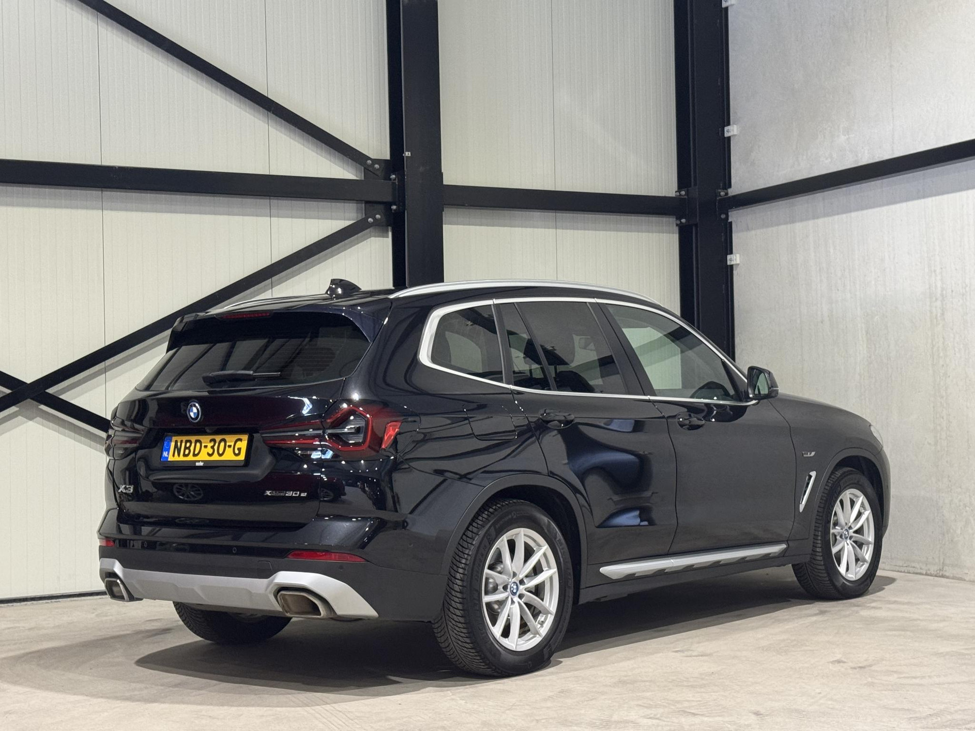 BMW X3 xDrive30e Business NBD30G