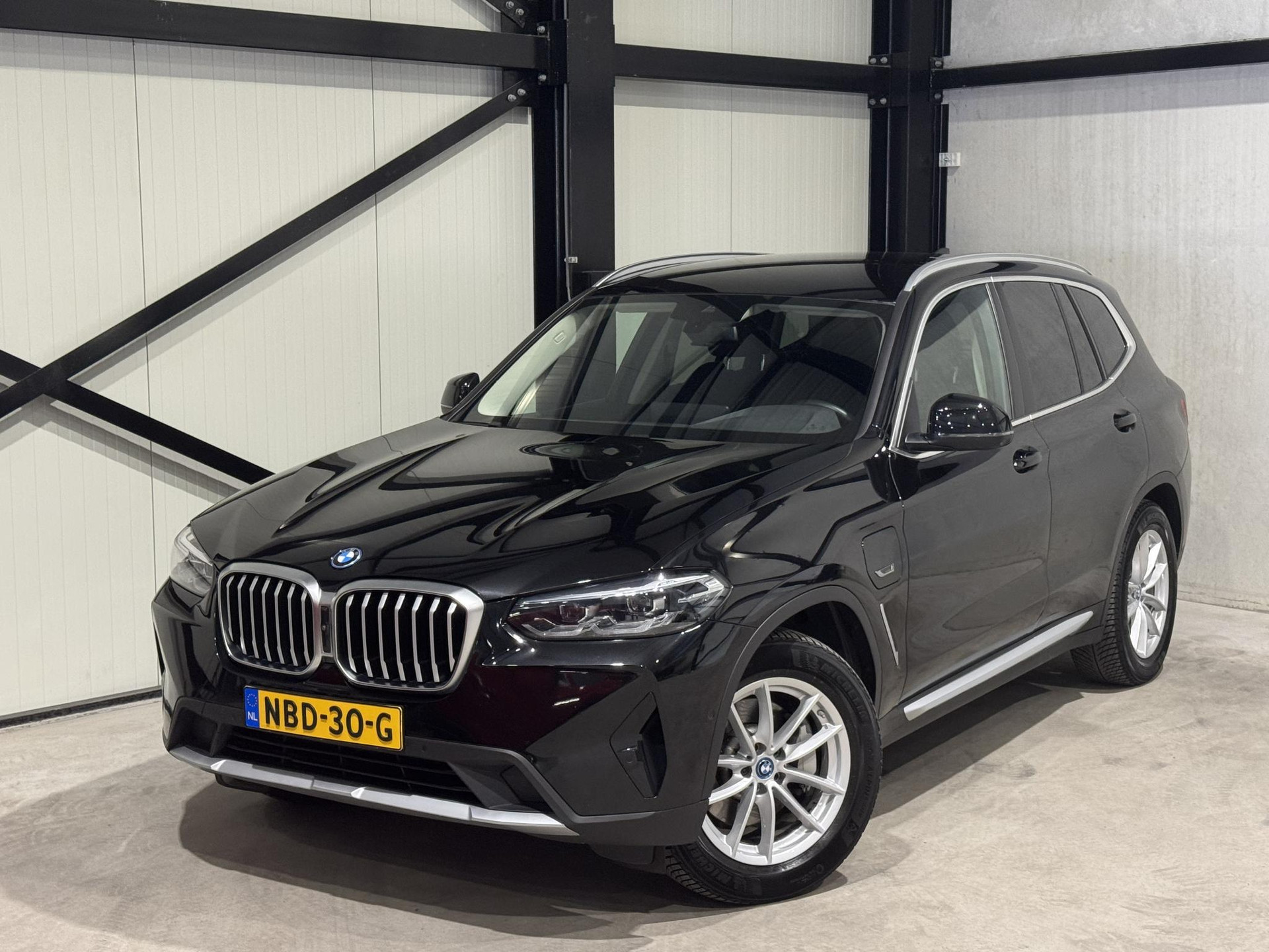 BMW X3 xDrive30e Business NBD30G