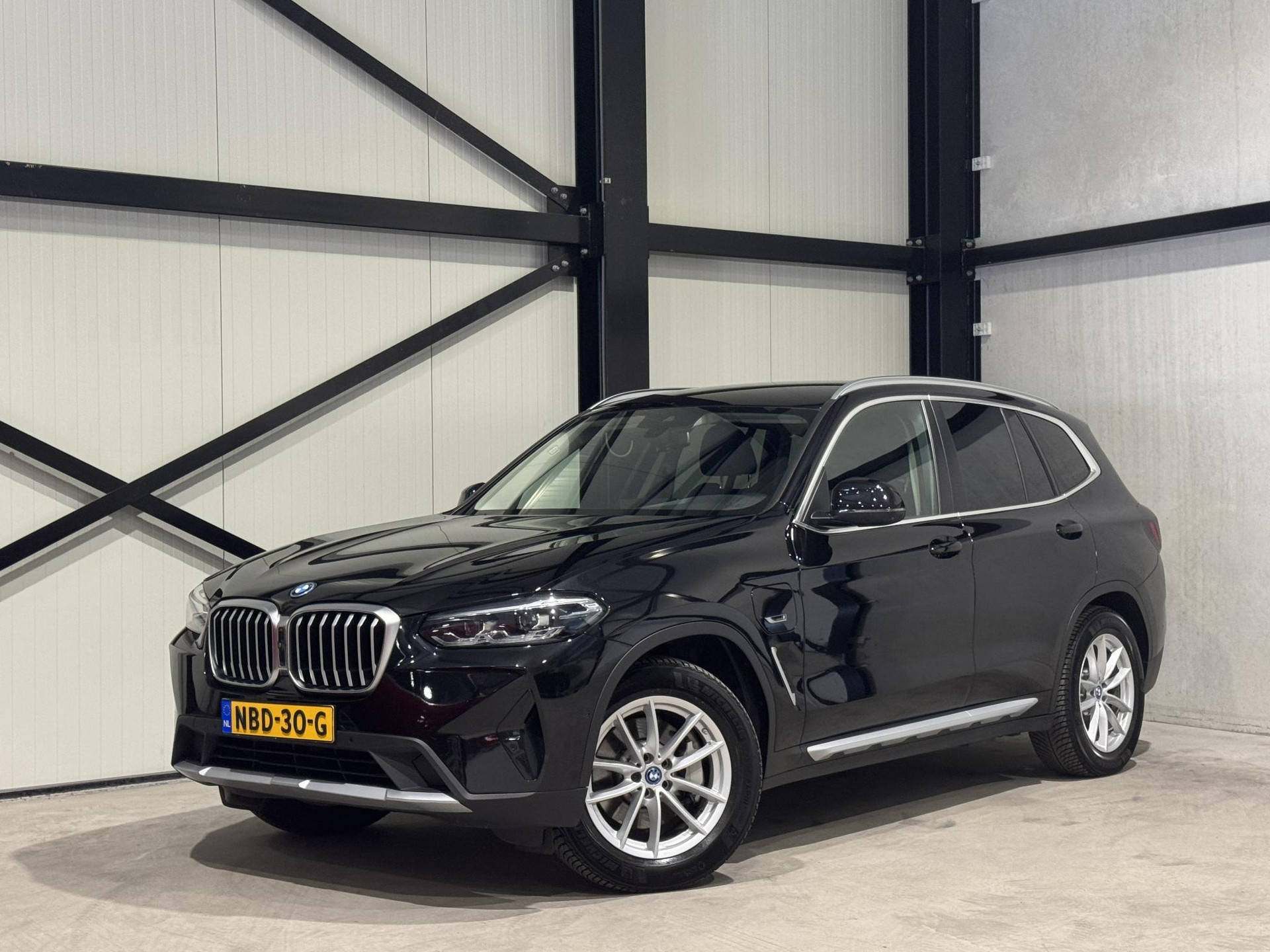 BMW X3 xDrive30e Business NBD30G
