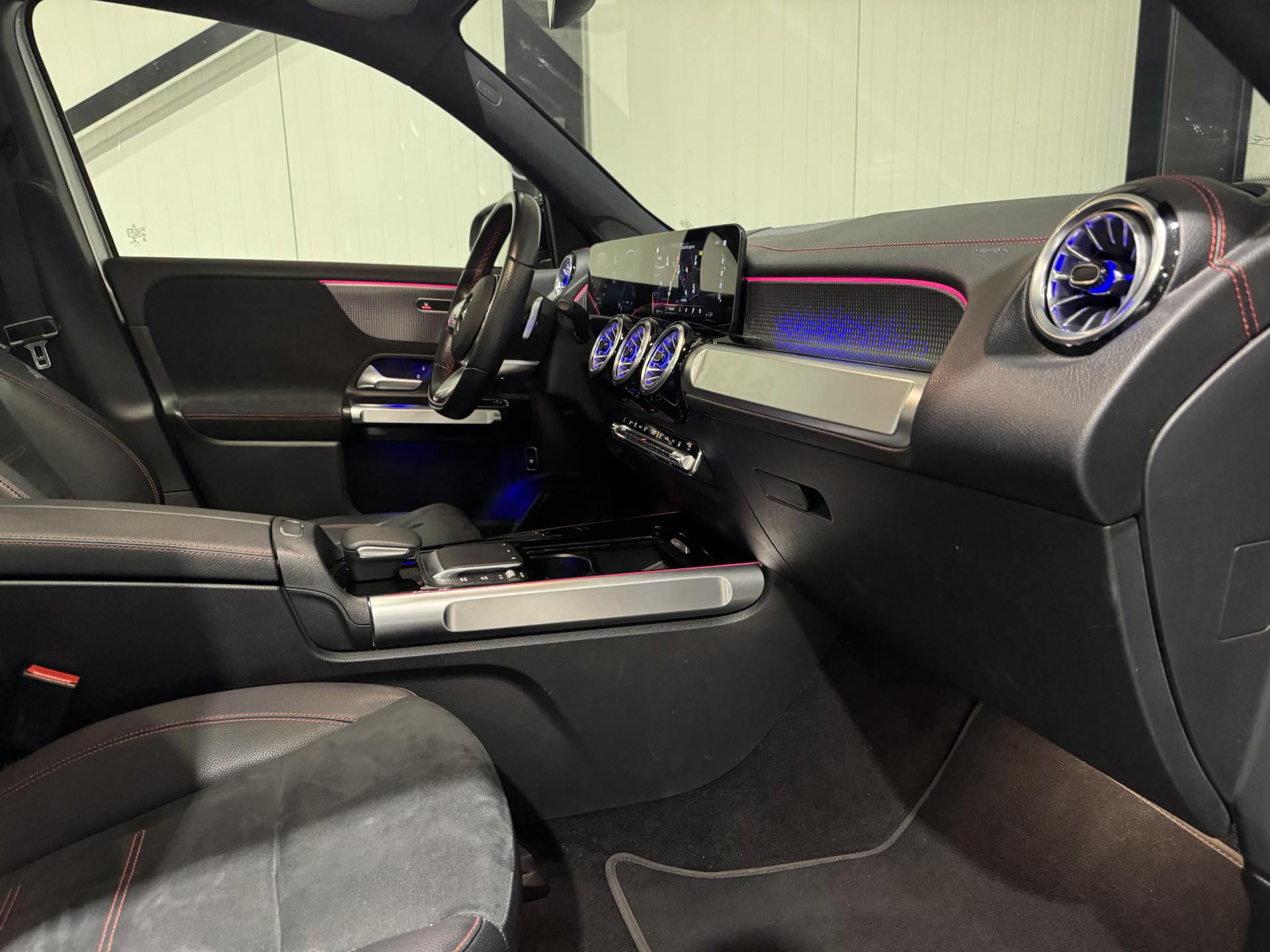 Mercedes-Benz EQB 250 AMG Line 7p. 67 kWh NBK70G