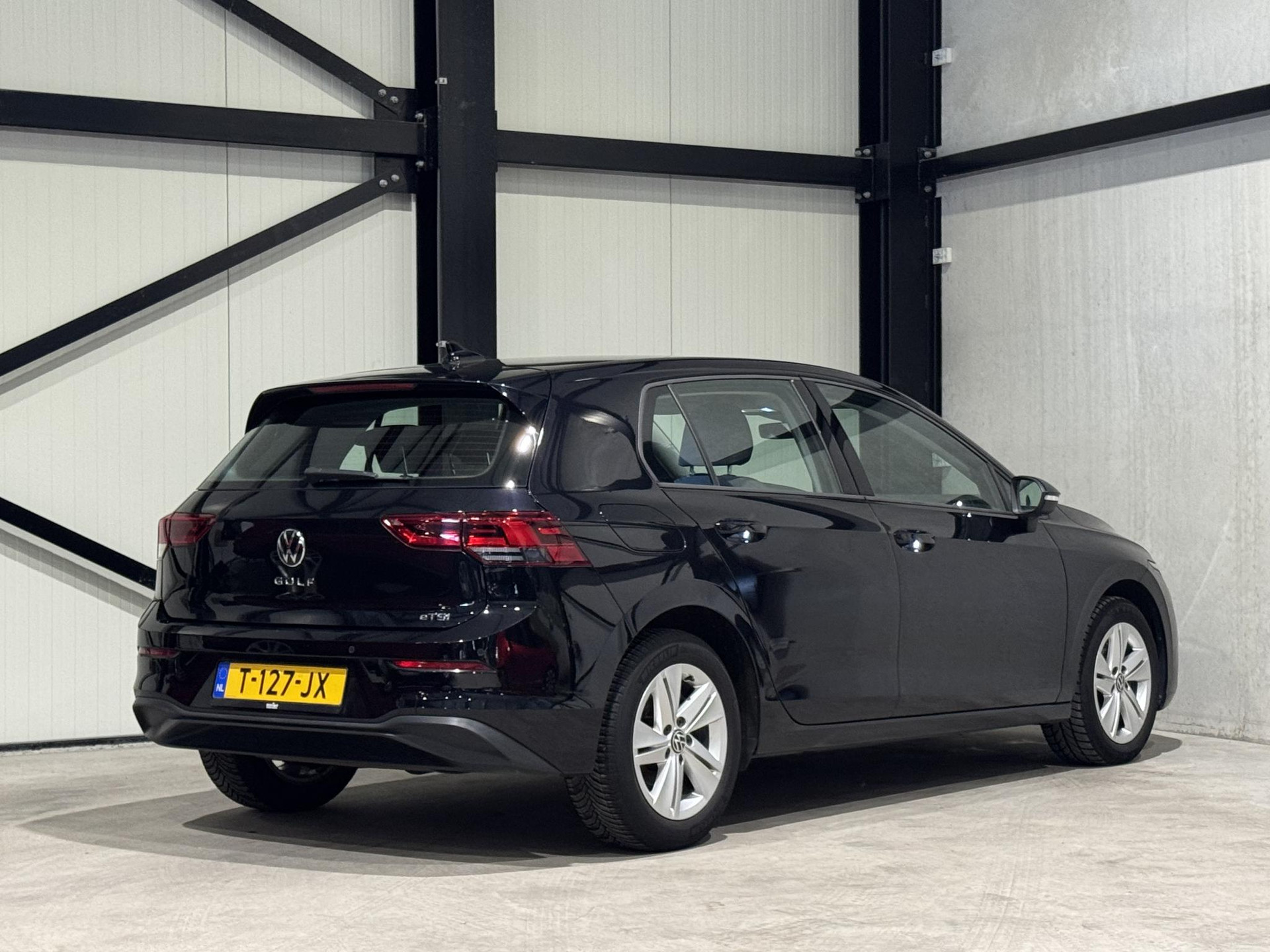 Volkswagen Golf 1.0 eTSI Life T127JX