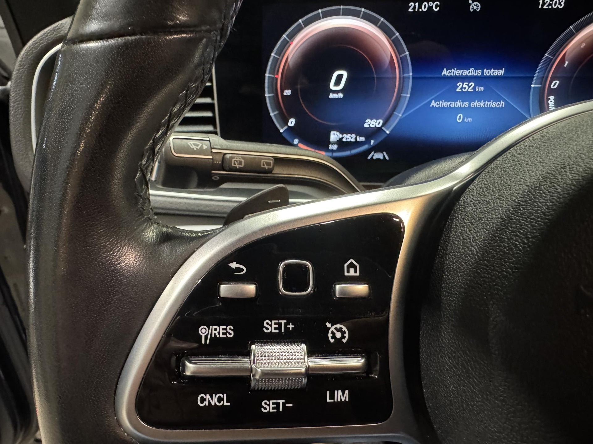 Mercedes-Benz GLE 350 e 4MATIC NBL63G